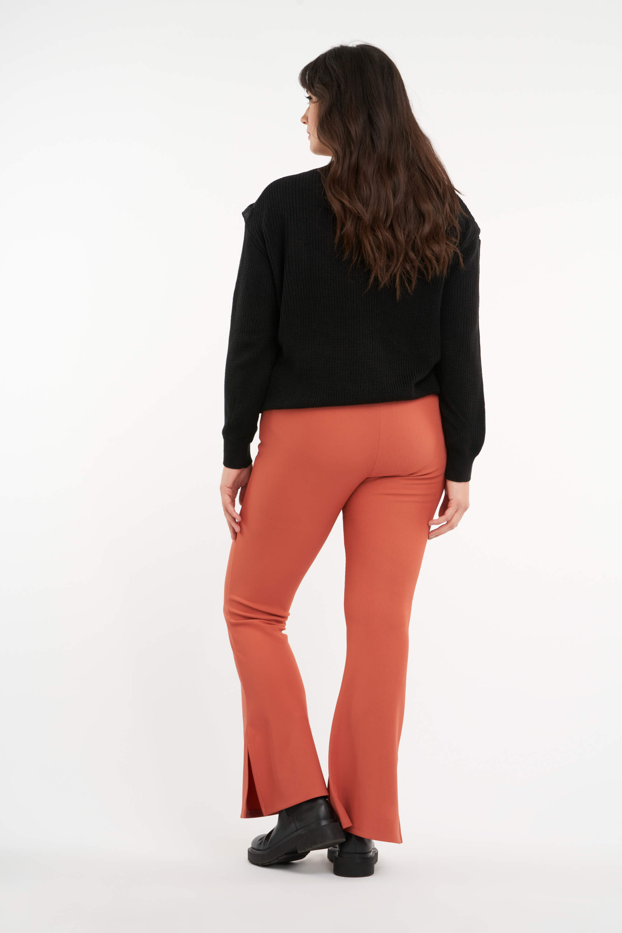 Ausgestellte Leggings mit Schlitz image number 4