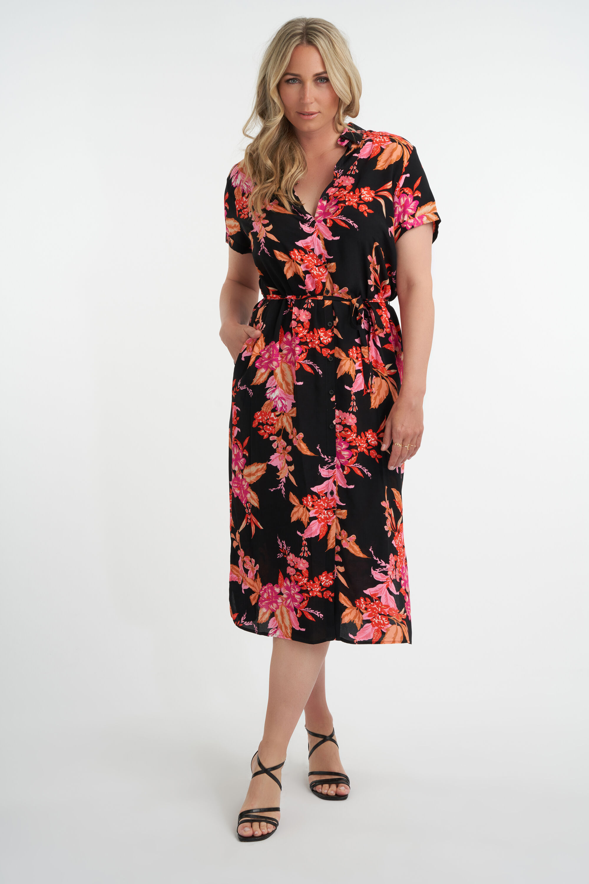 Langes Kleid mit Bindeg&uuml;rtel image number 6