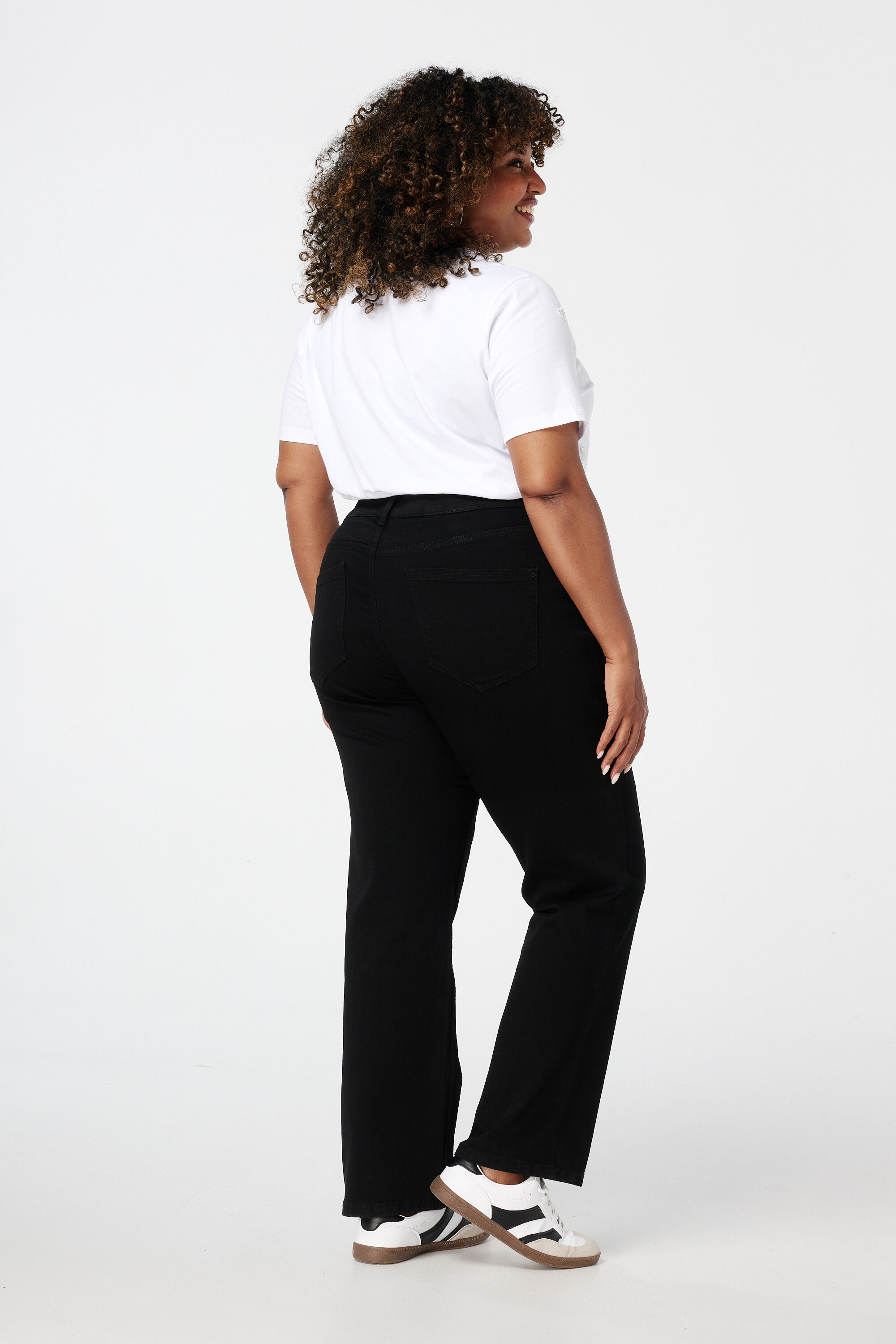 Straight-Leg-Jeans LILY image number 3