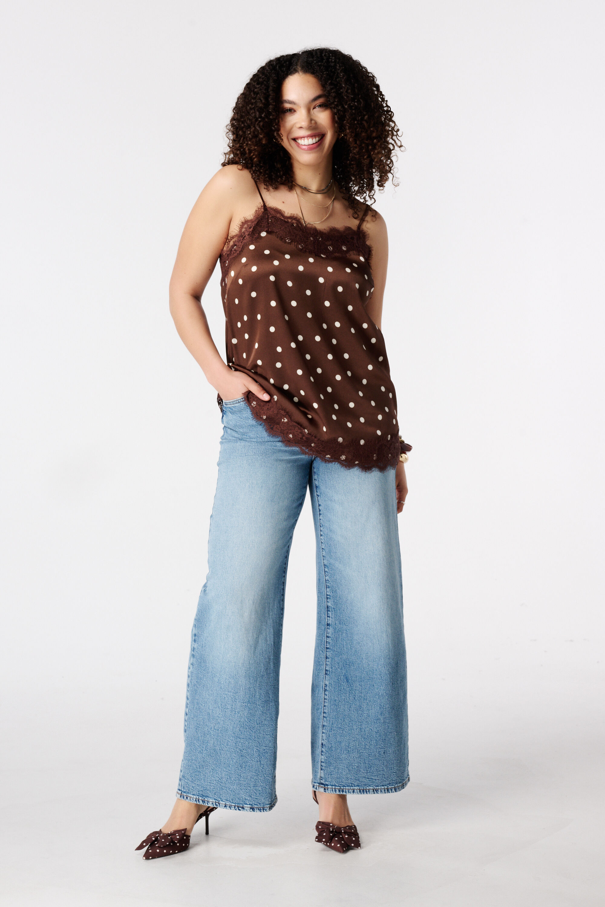 Polka-Dot-Bluse mit Spitze image number 5
