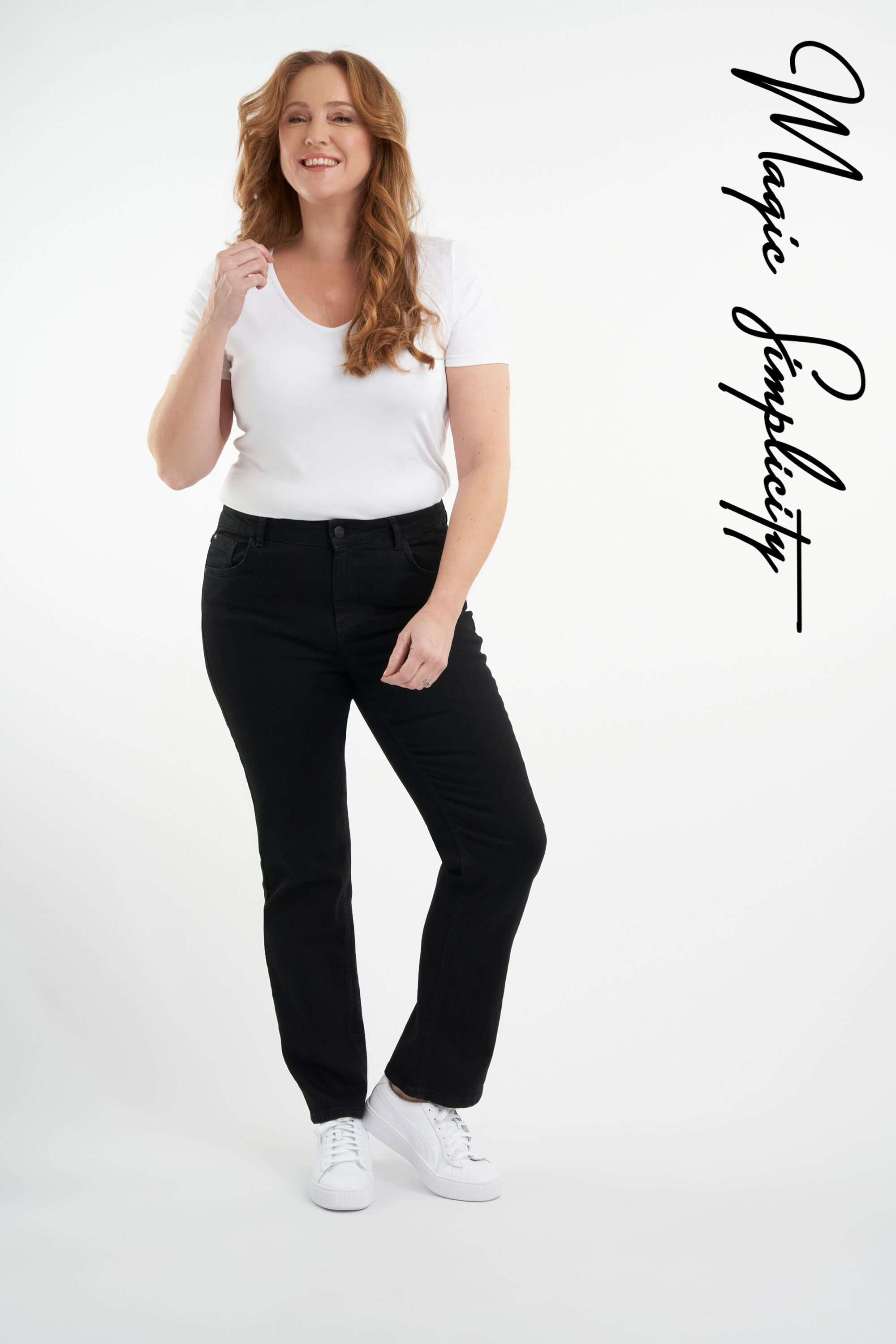 Straight-Leg Jeans SHAPES  image number 0