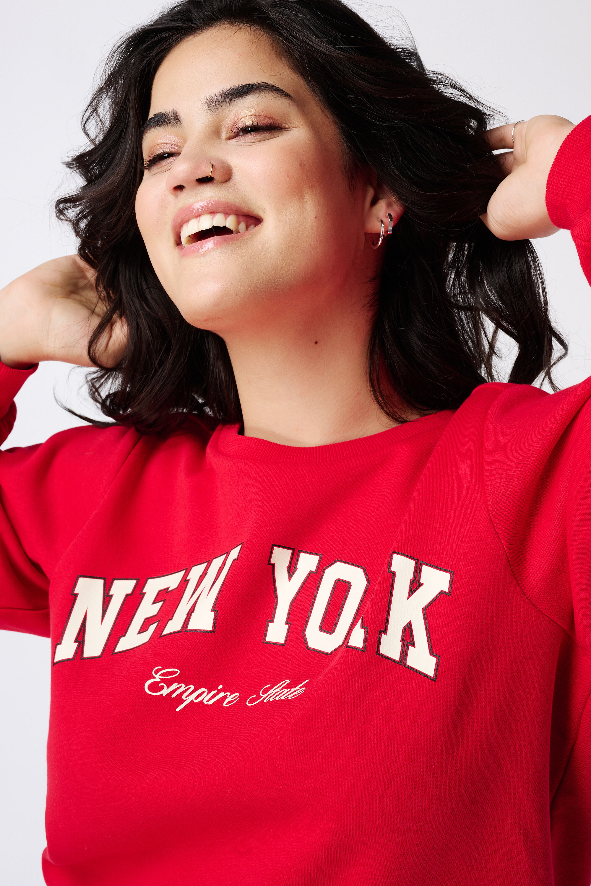 Pullover mit Text image number 4