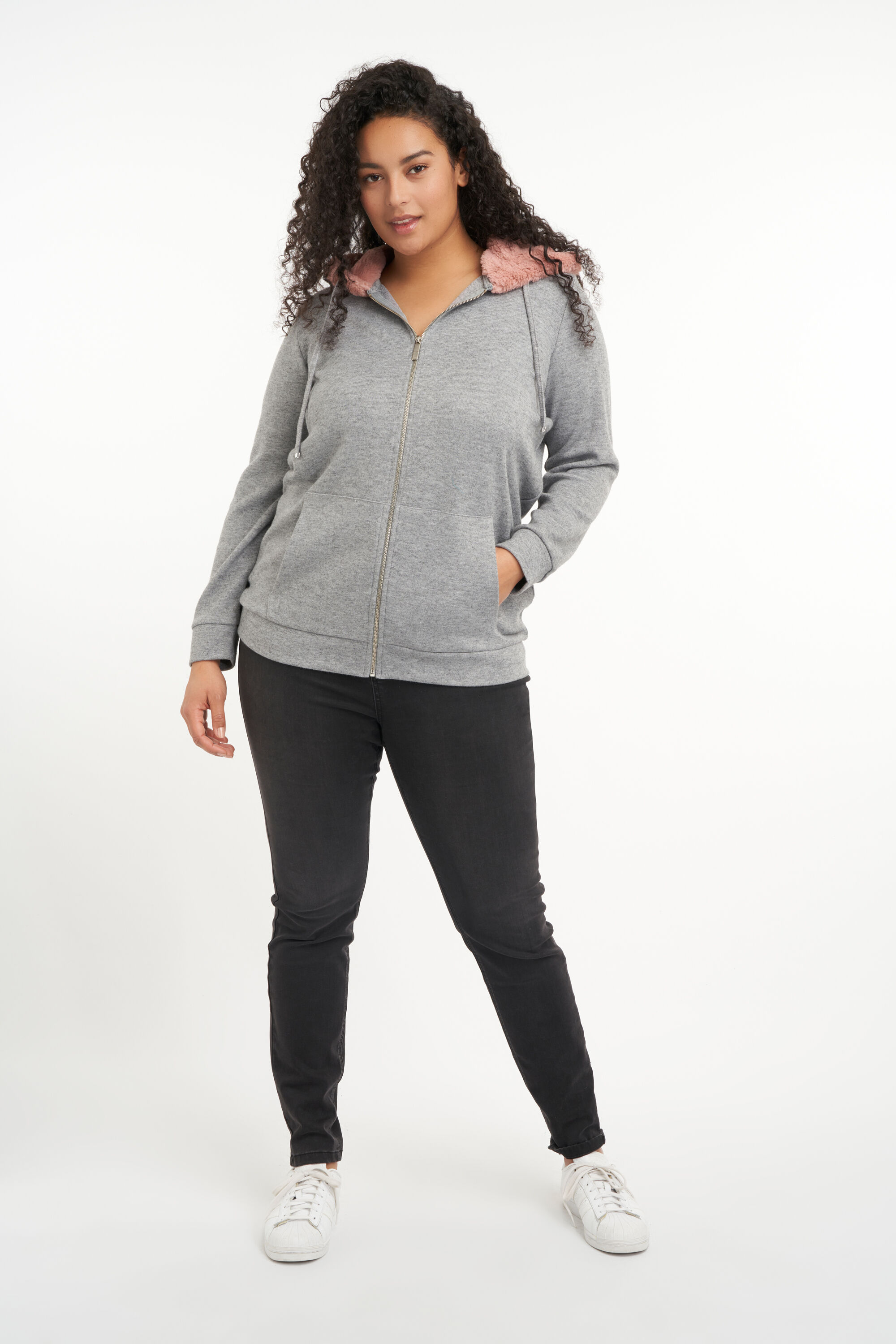 Cardigan mit Kapuze image number 6