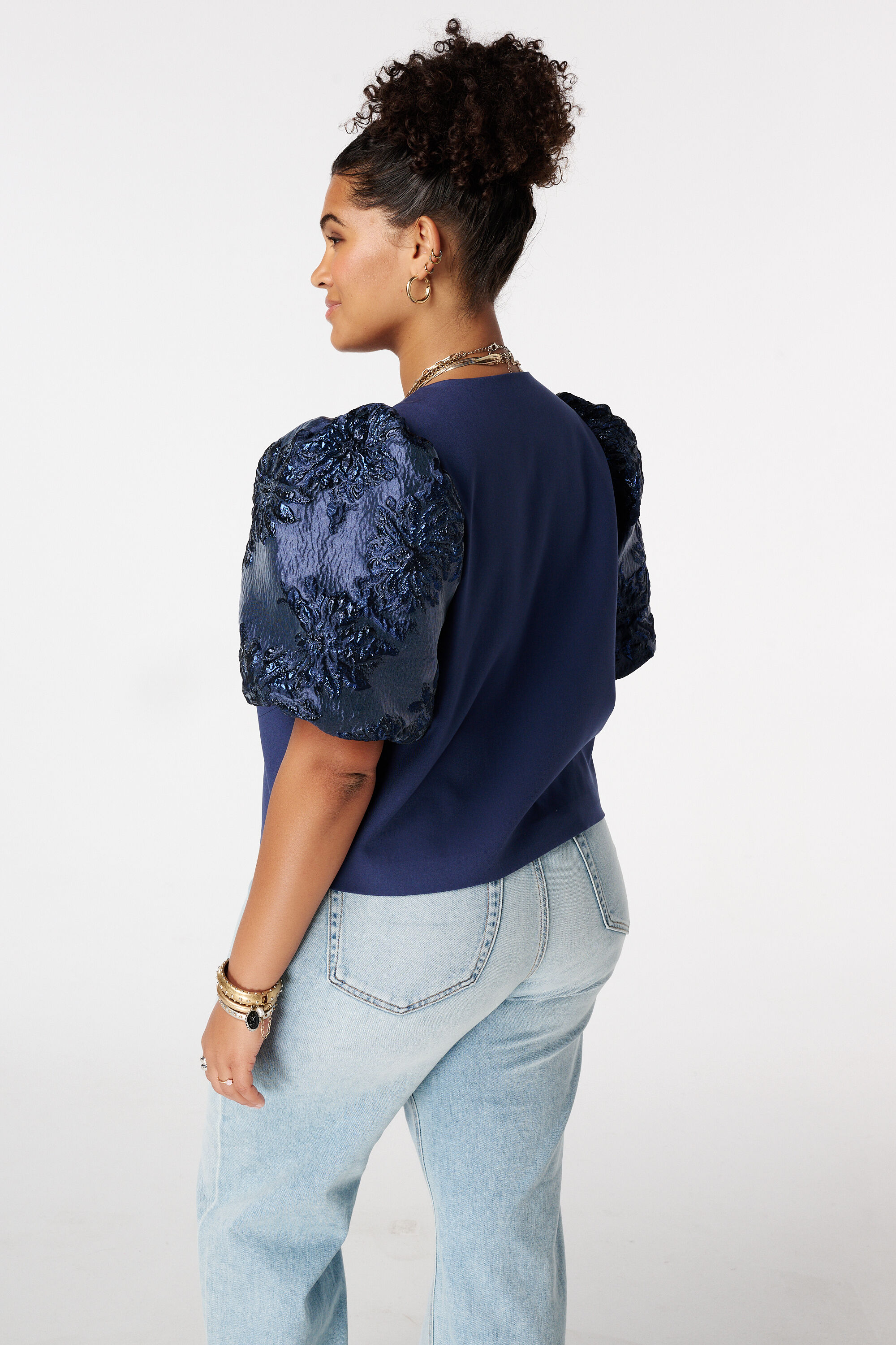 Top mit Jacquard&auml;rmeln image number 3