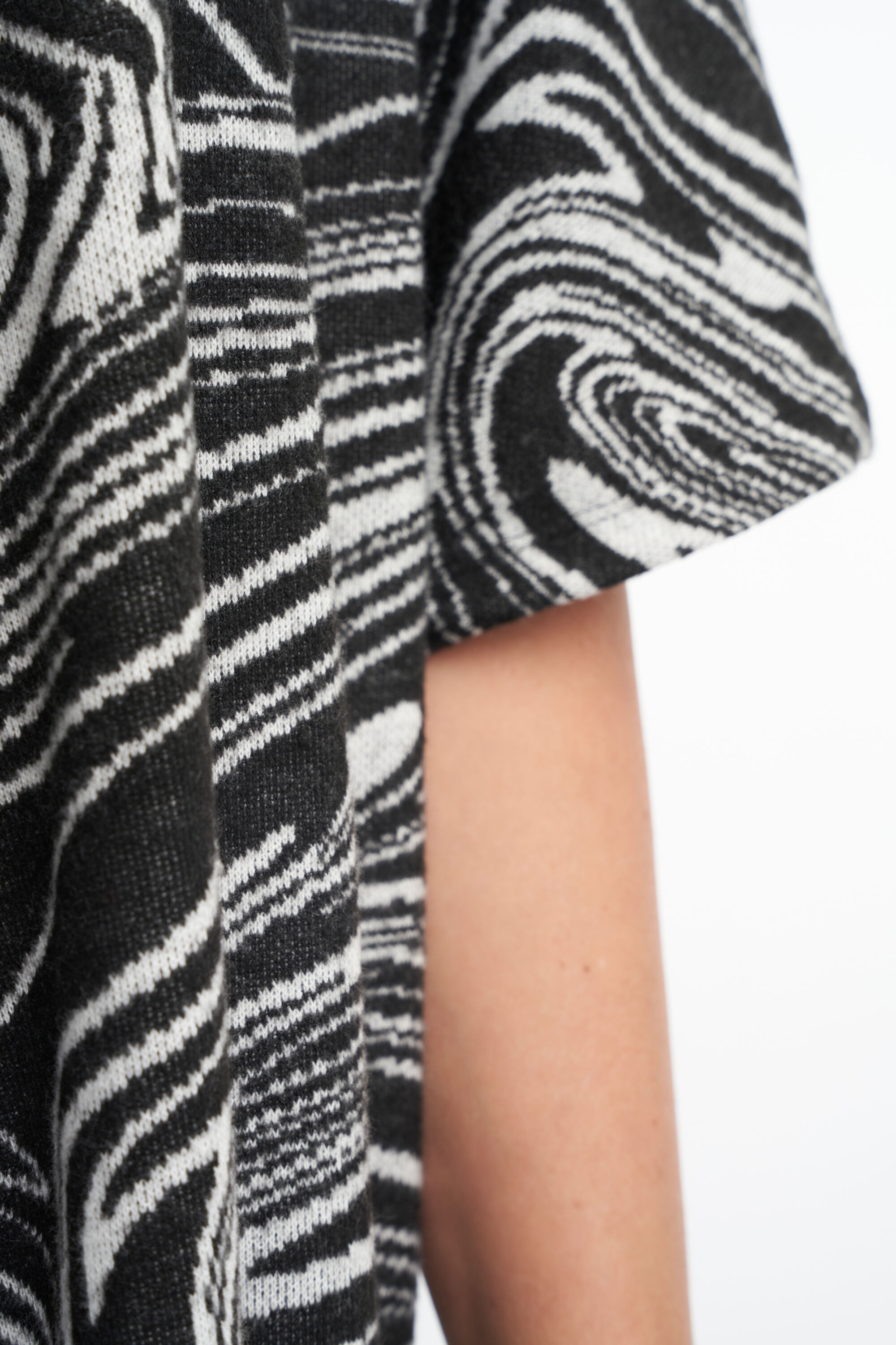 Offener Cardigan mit Print image number 6