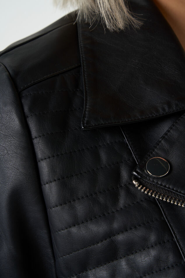 Schwarze Kunstleder-Jacke  image number 5