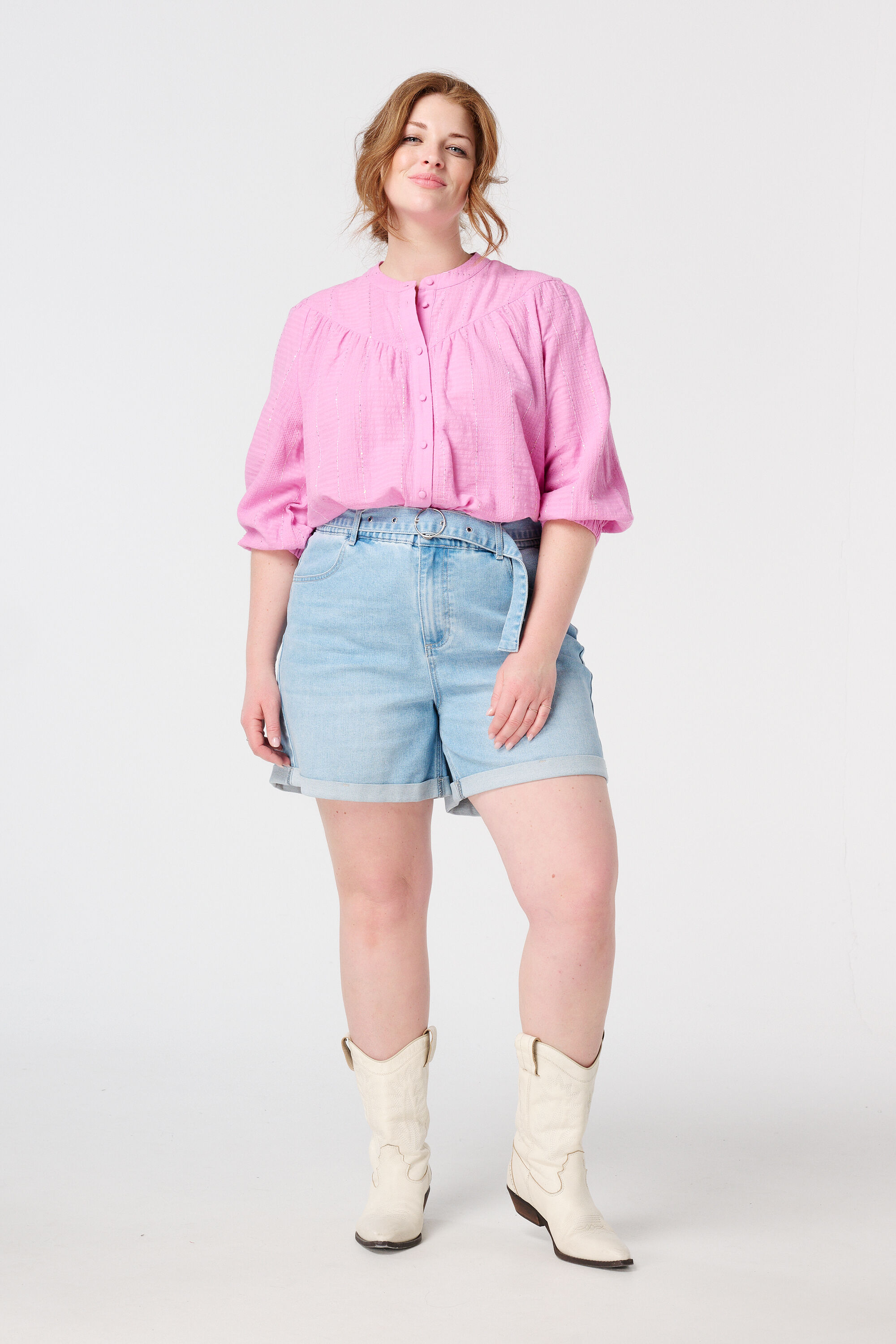 Bluse mit Pailletten image number 5