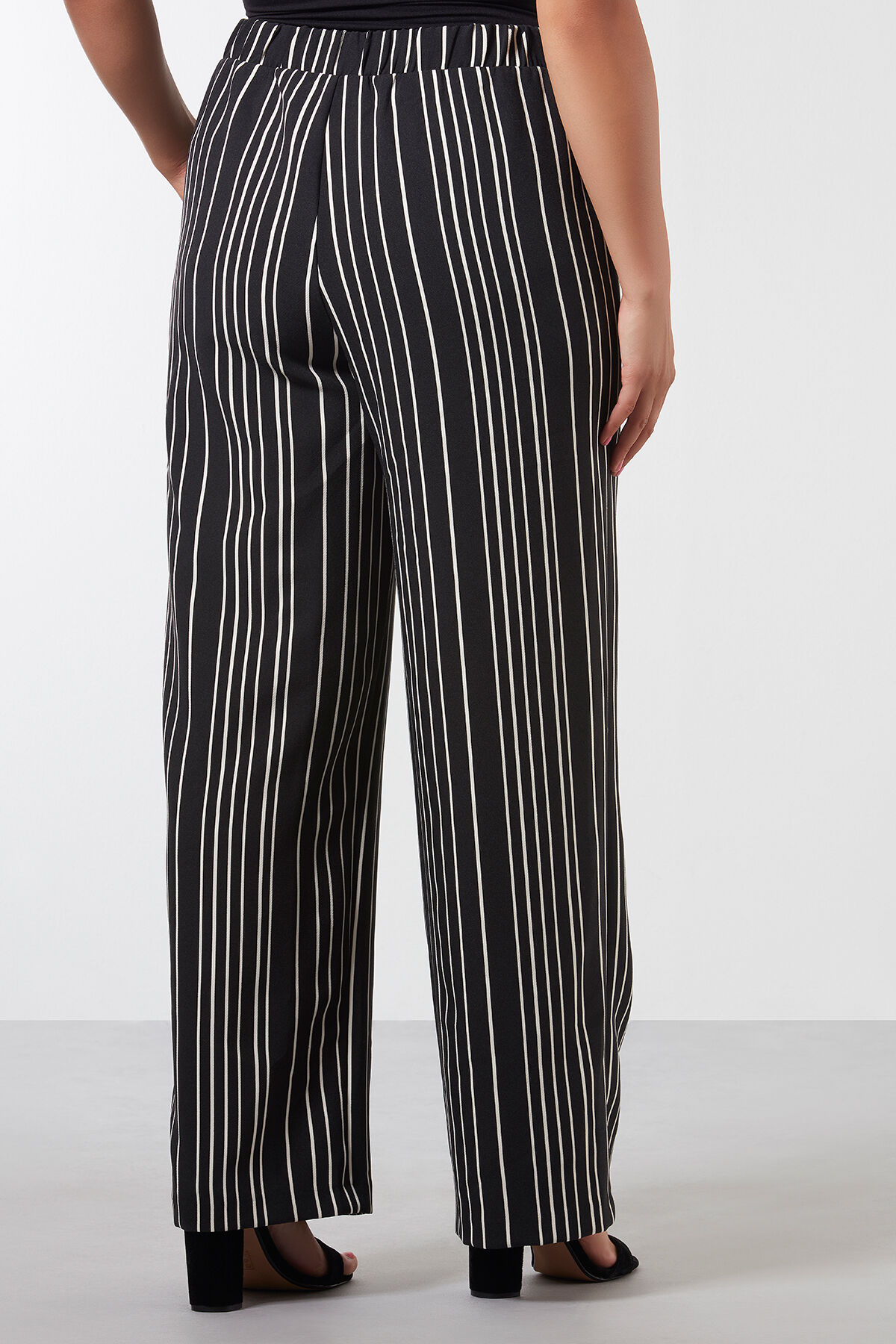 Wide-leg Hose mit Streifen  image number 3