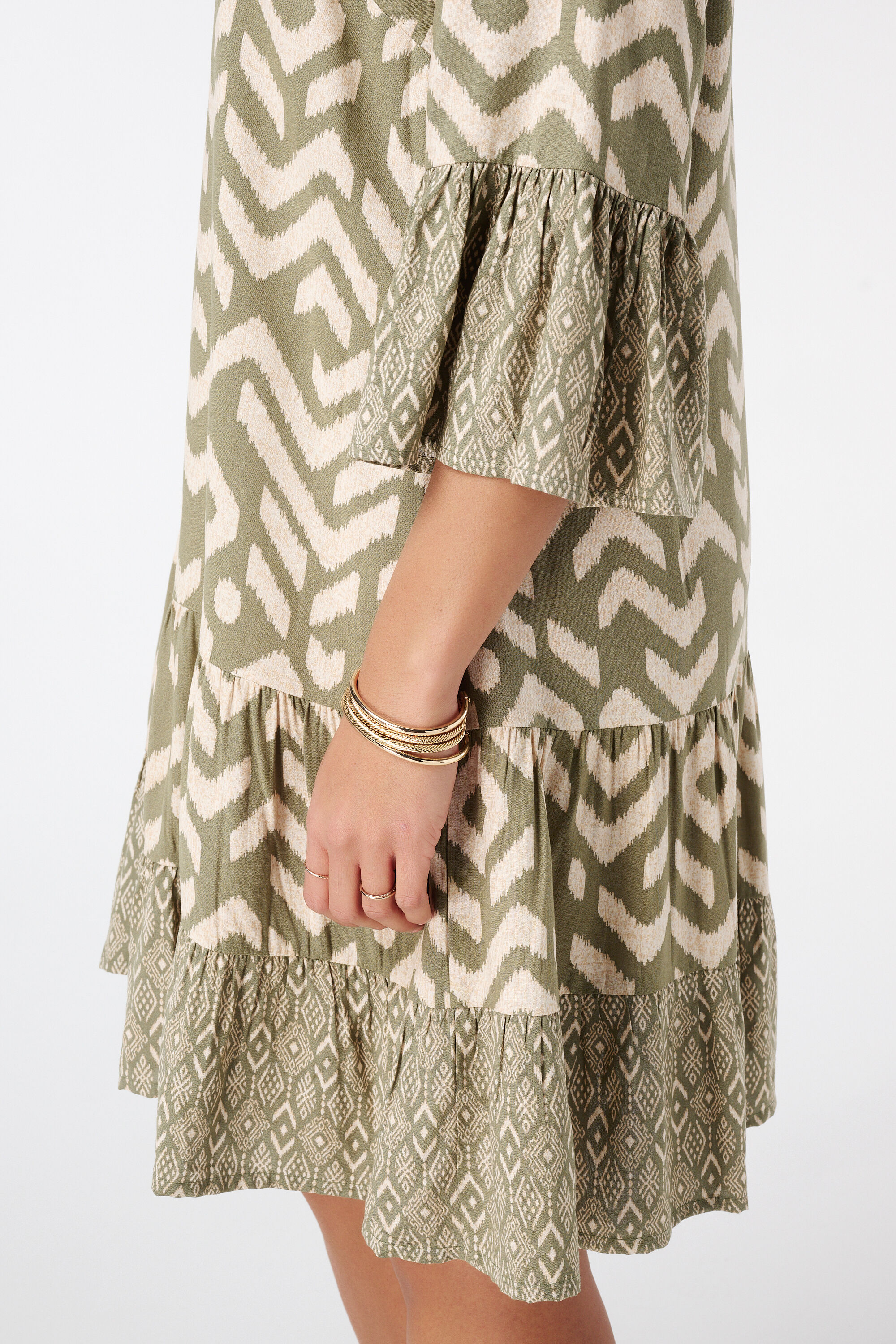 Luftiges Kleid mit Print  image number 4