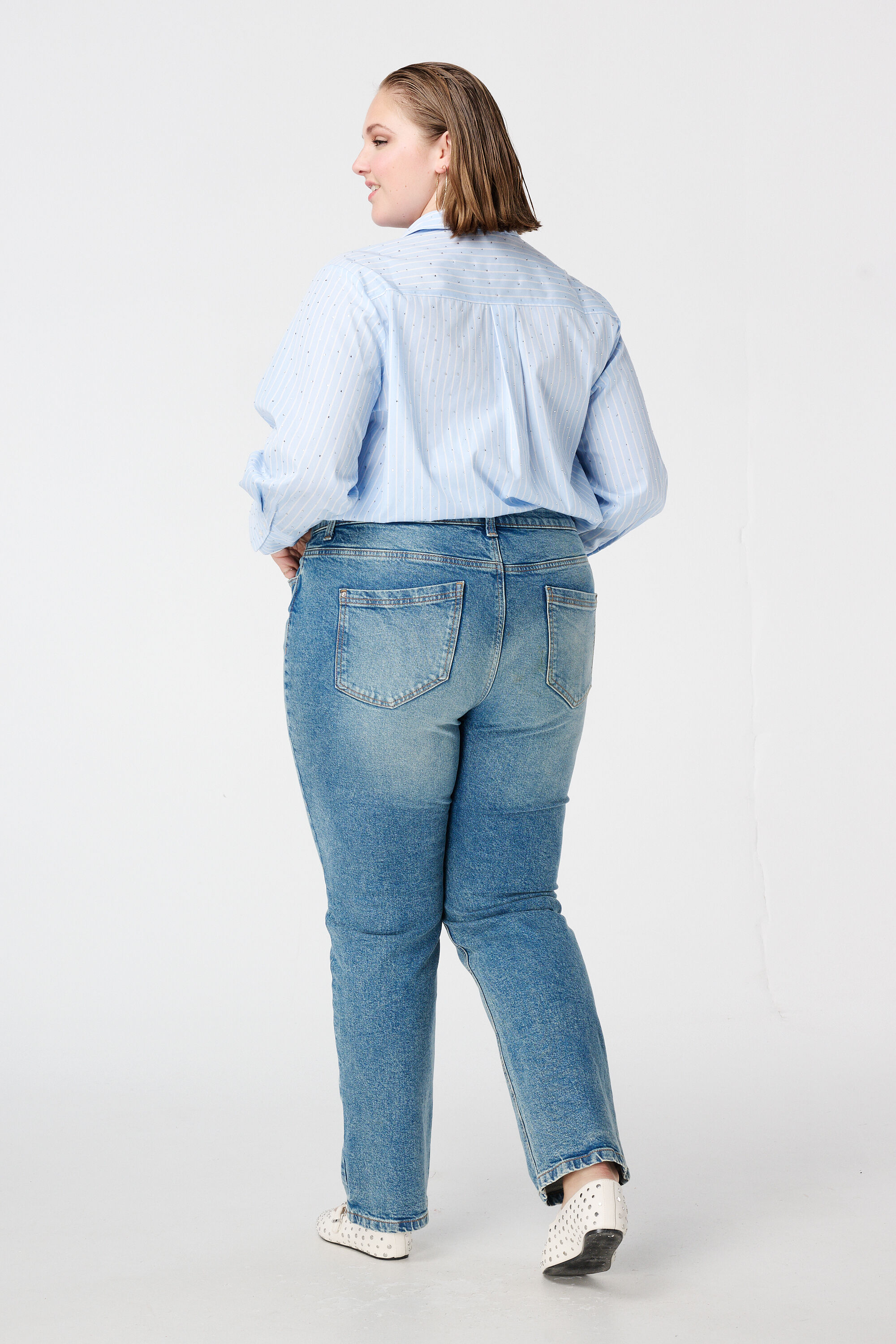 Straight Leg Jeans mit Mid Waist image number 3