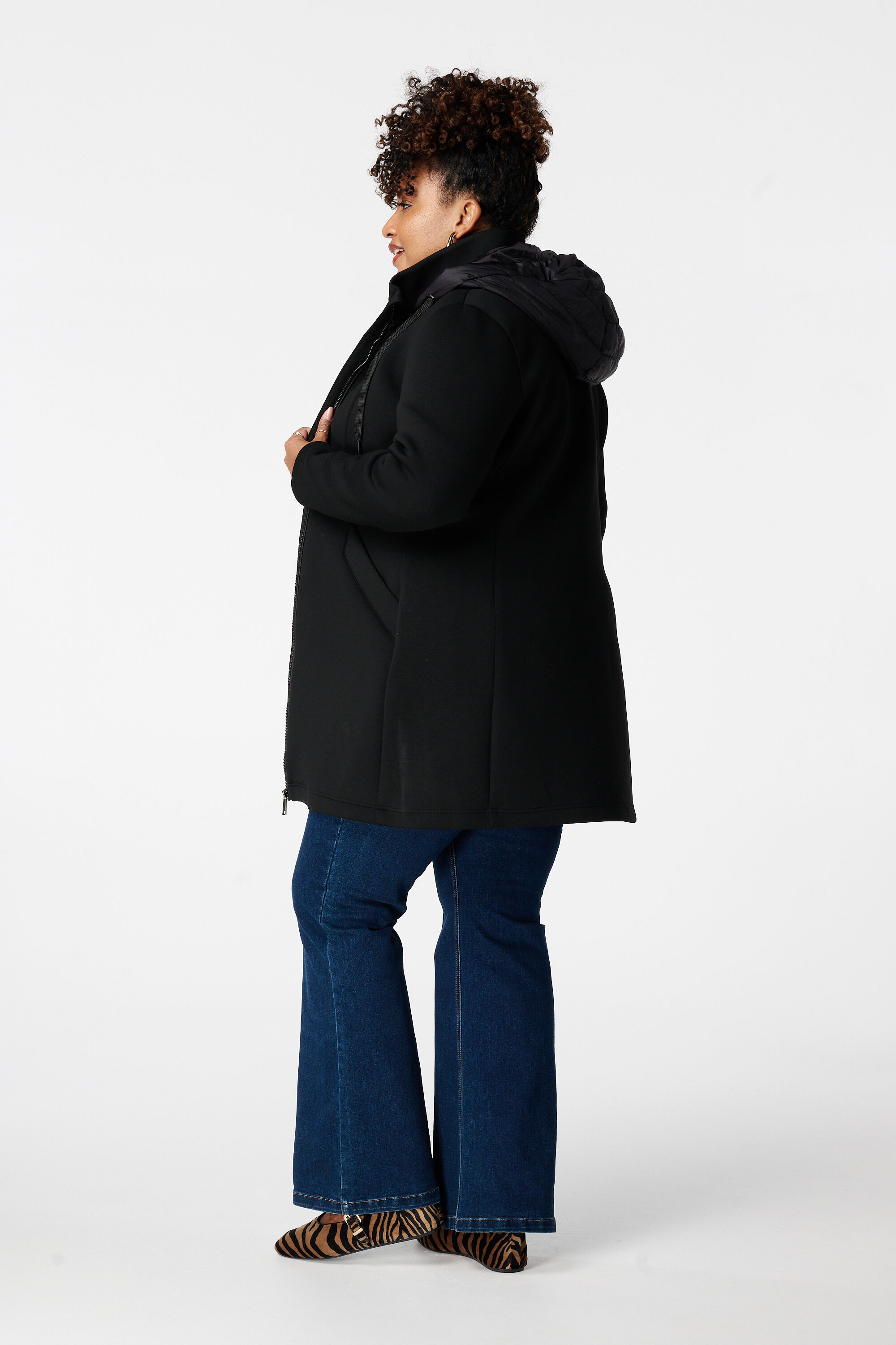 Mantel mit Kapuze image number 3