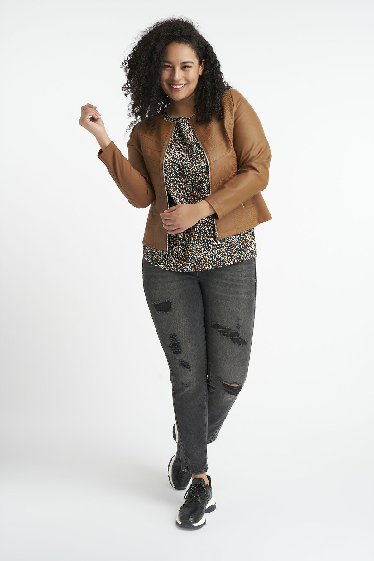 Biker-Jacke aus Kunstleder mit rundem Kragen image number 5