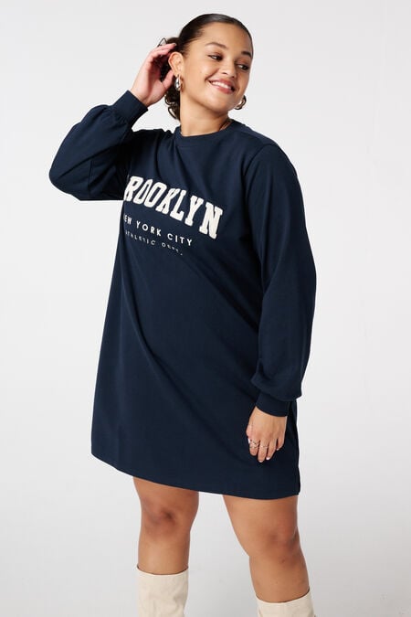 Sweaterkleid mit Schriftzug Sweaterkleid mit Schriftzug