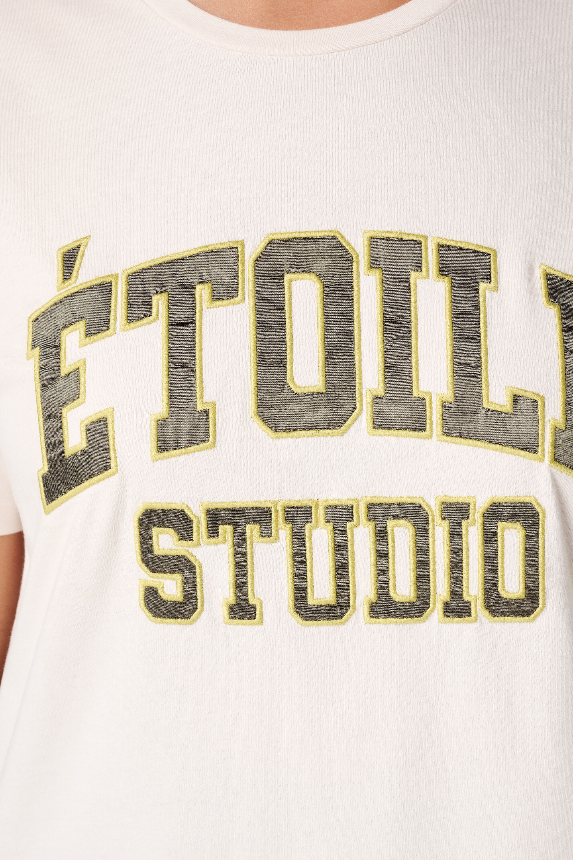 T Shirt mit Schriftzug image number 6