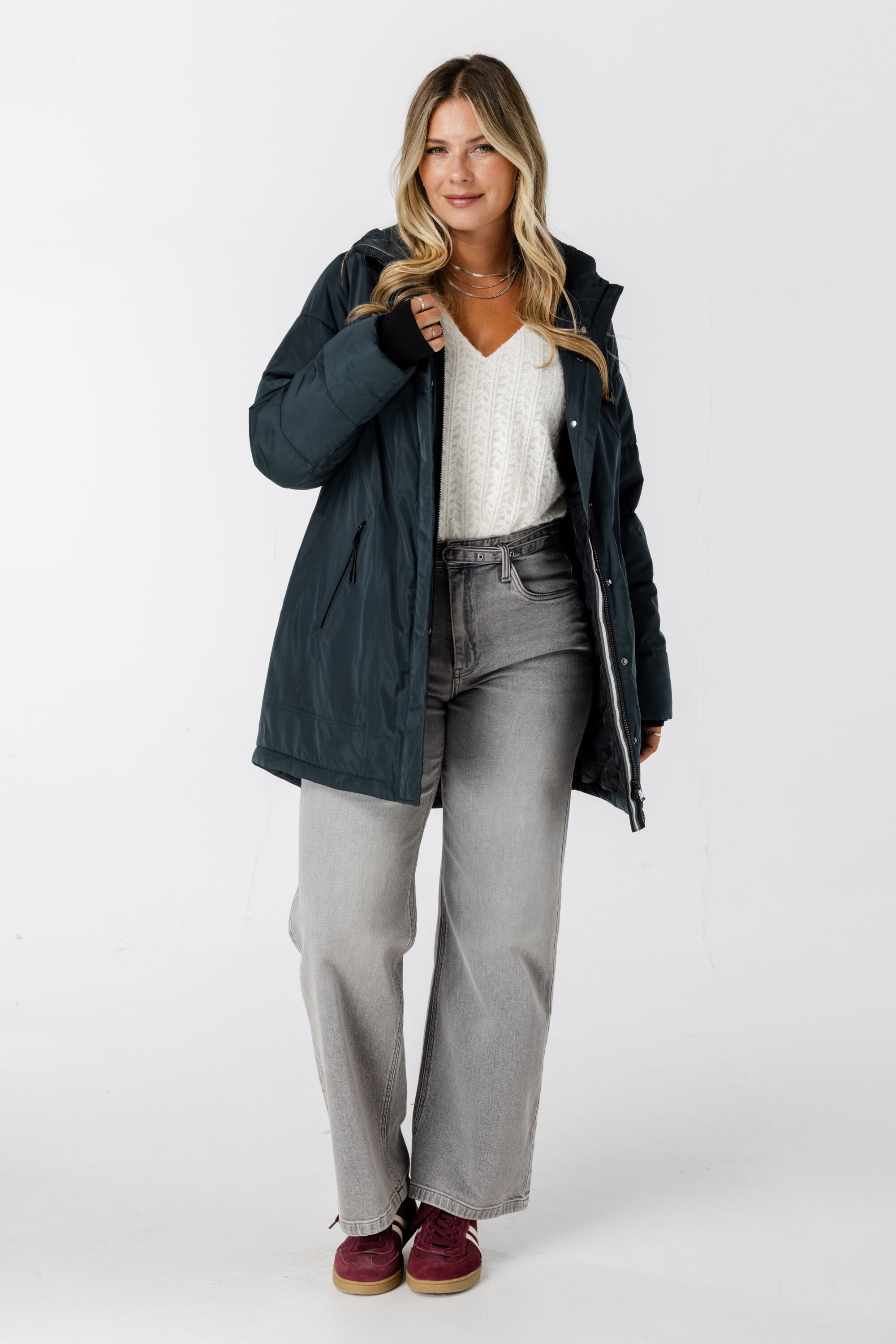 Jacke mit Rei&szlig;verschluss und Kapuze image number 5