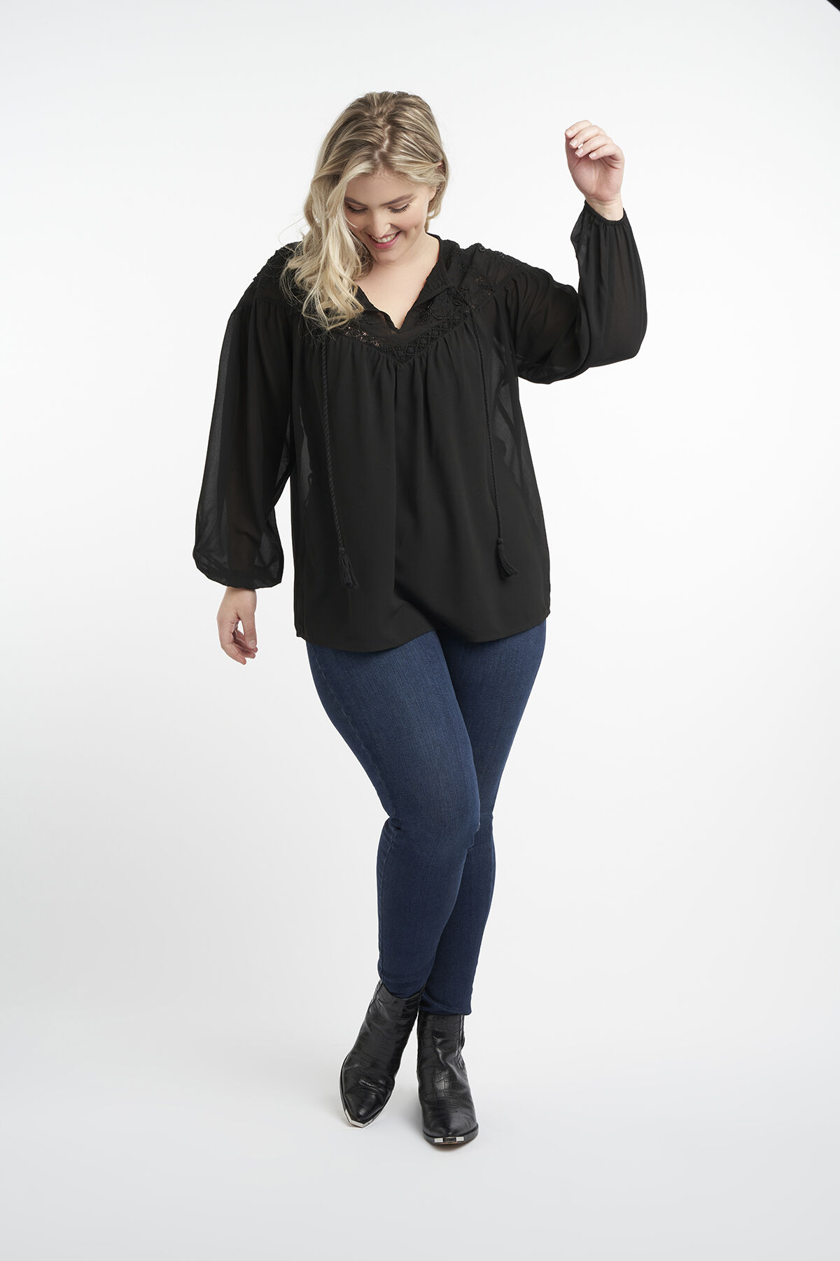 Bluse mit Spitzendetail  image number 5