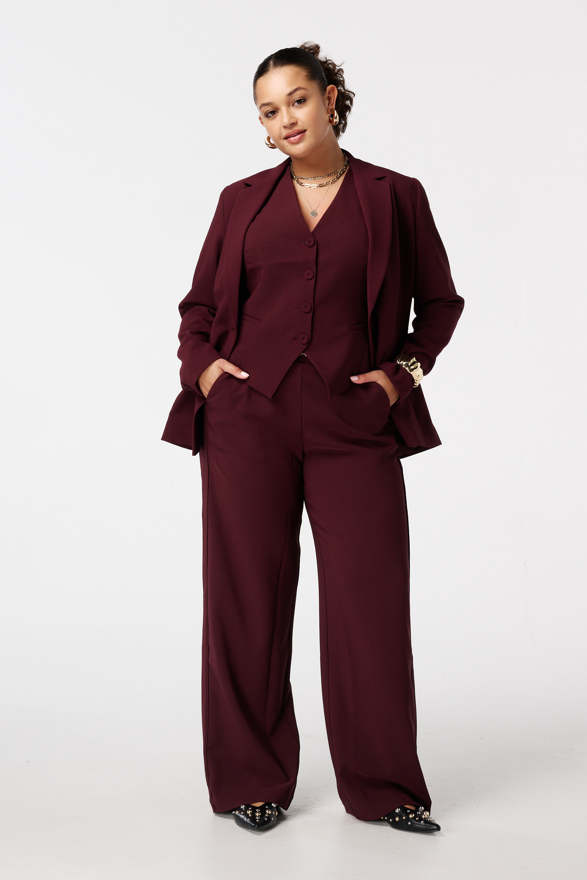 Hose mit goldener Schnalle image number 6