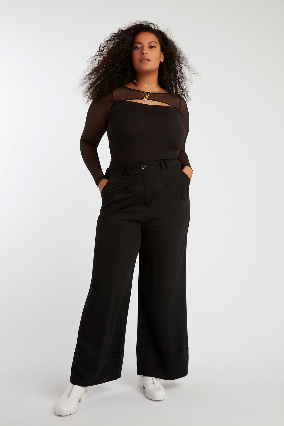 Weite Bundfaltenhose image number 3