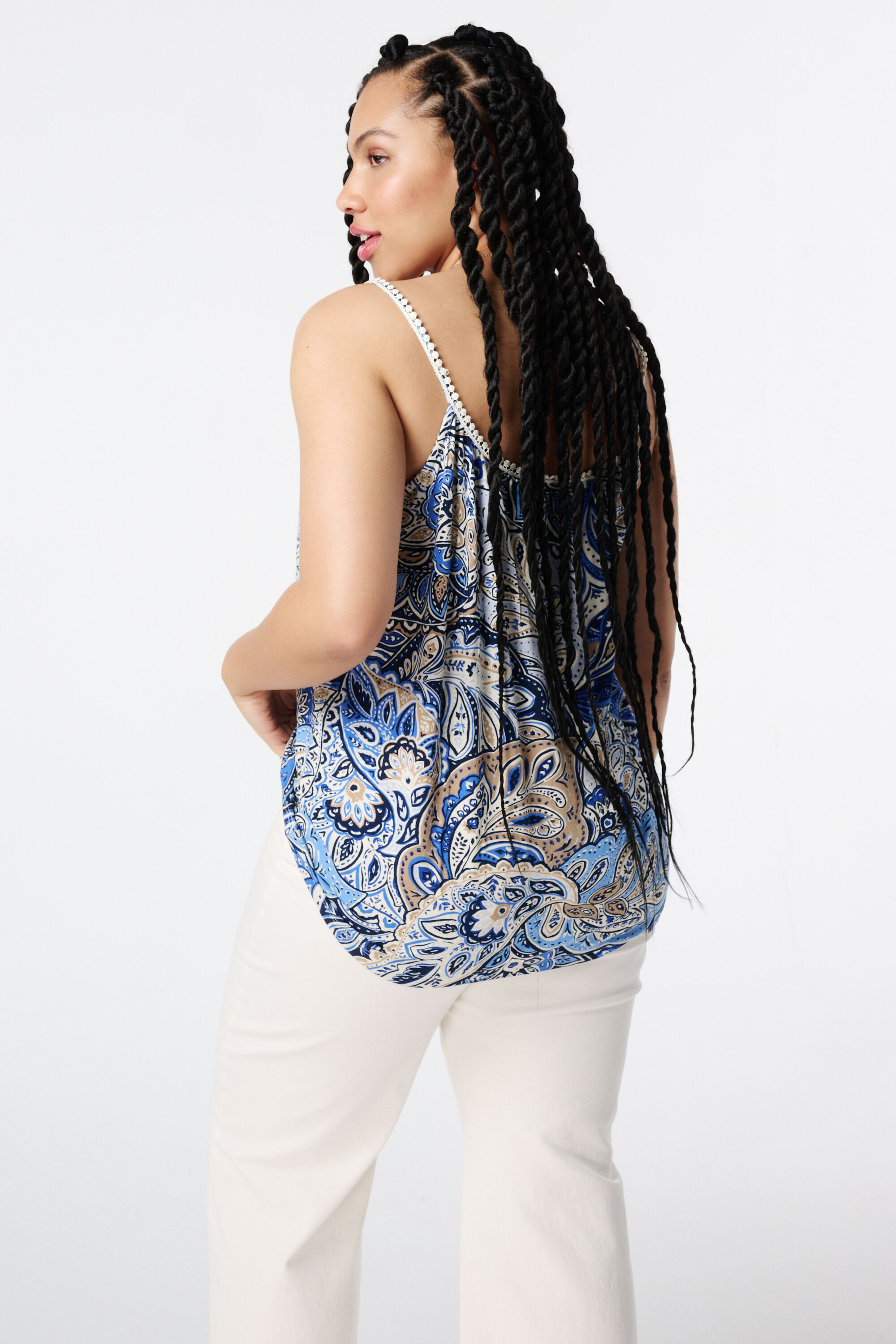 Top mit H&auml;keldetails image number 3