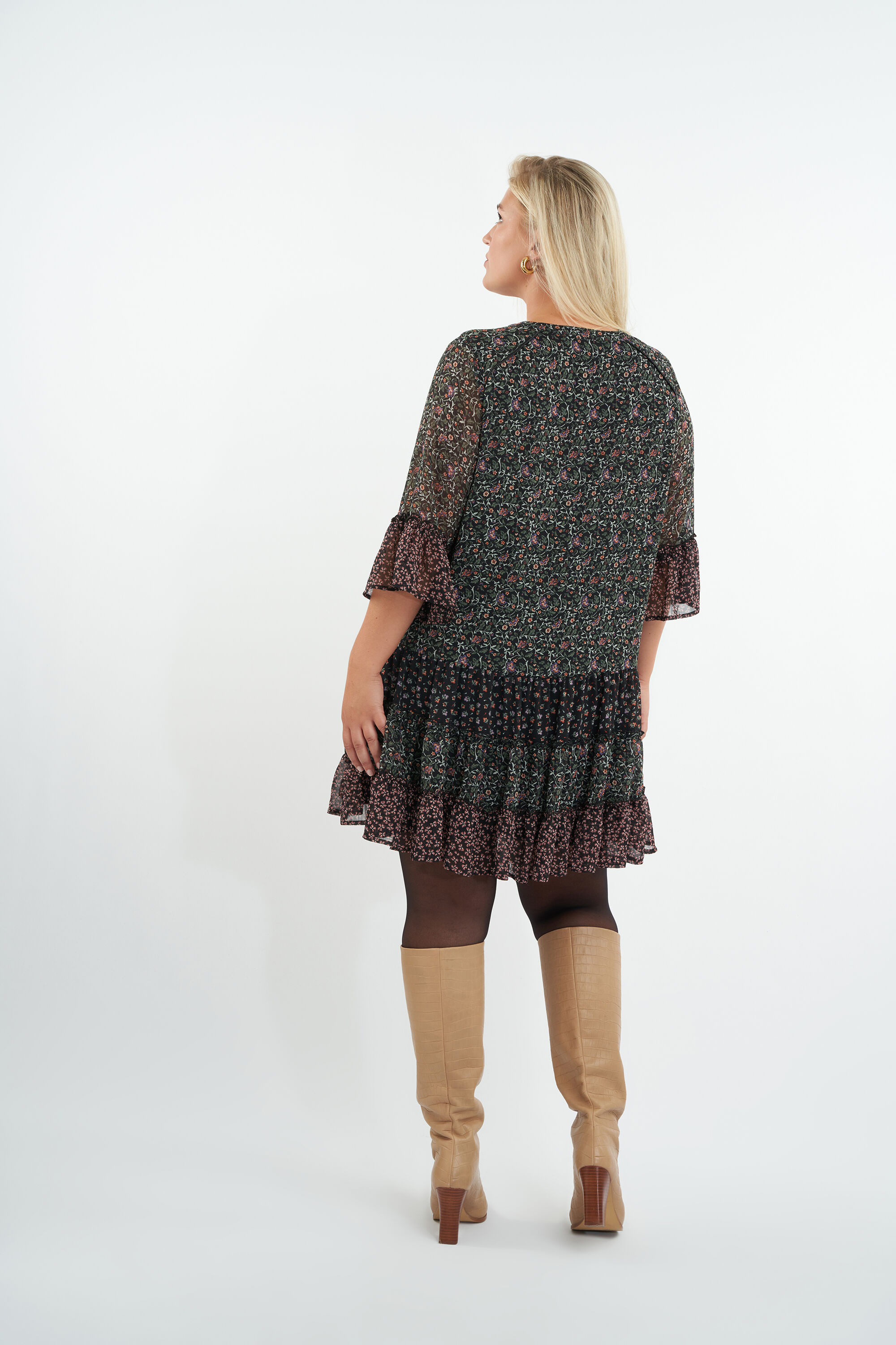 Kleid mit Print image number 3