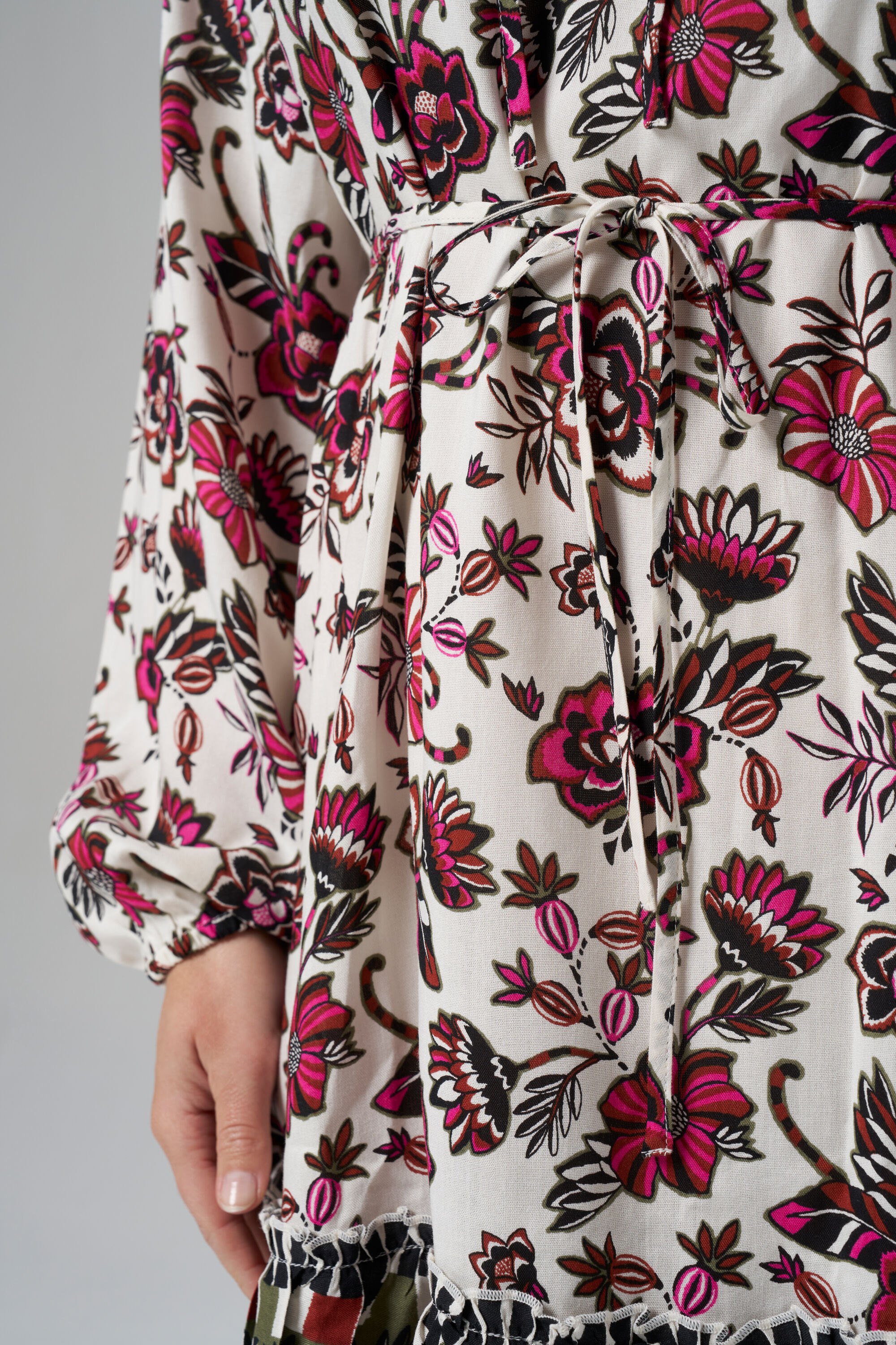 Kleid mit Print image number 4