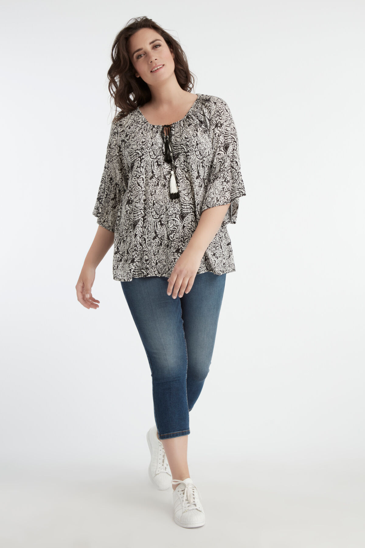 Bell-Sleeve Bluse image number 3