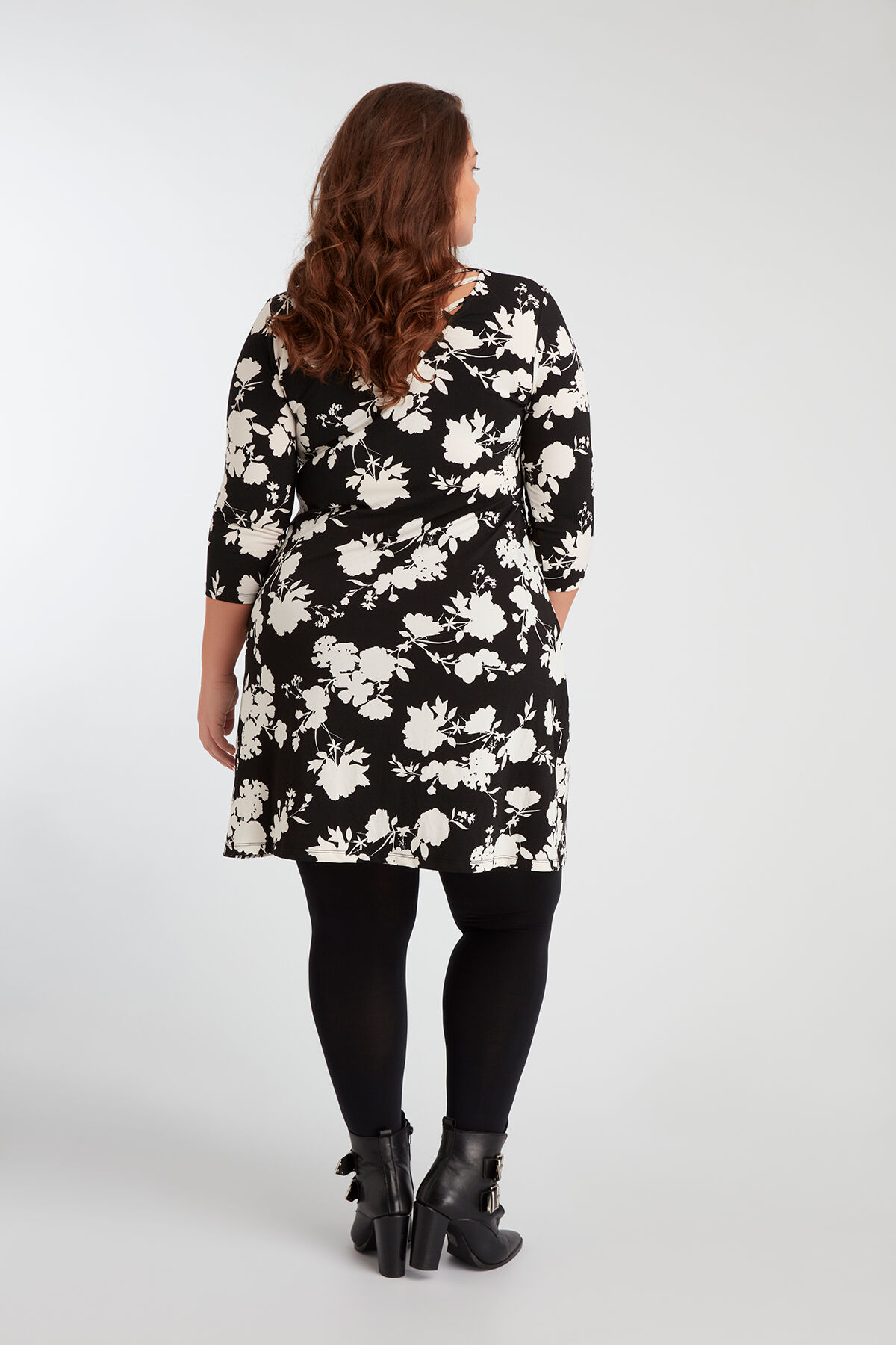 Tunika-Kleid mit Print image number 4