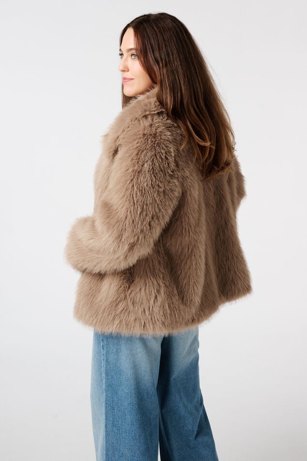 Jacke aus Kunstfell image number 3