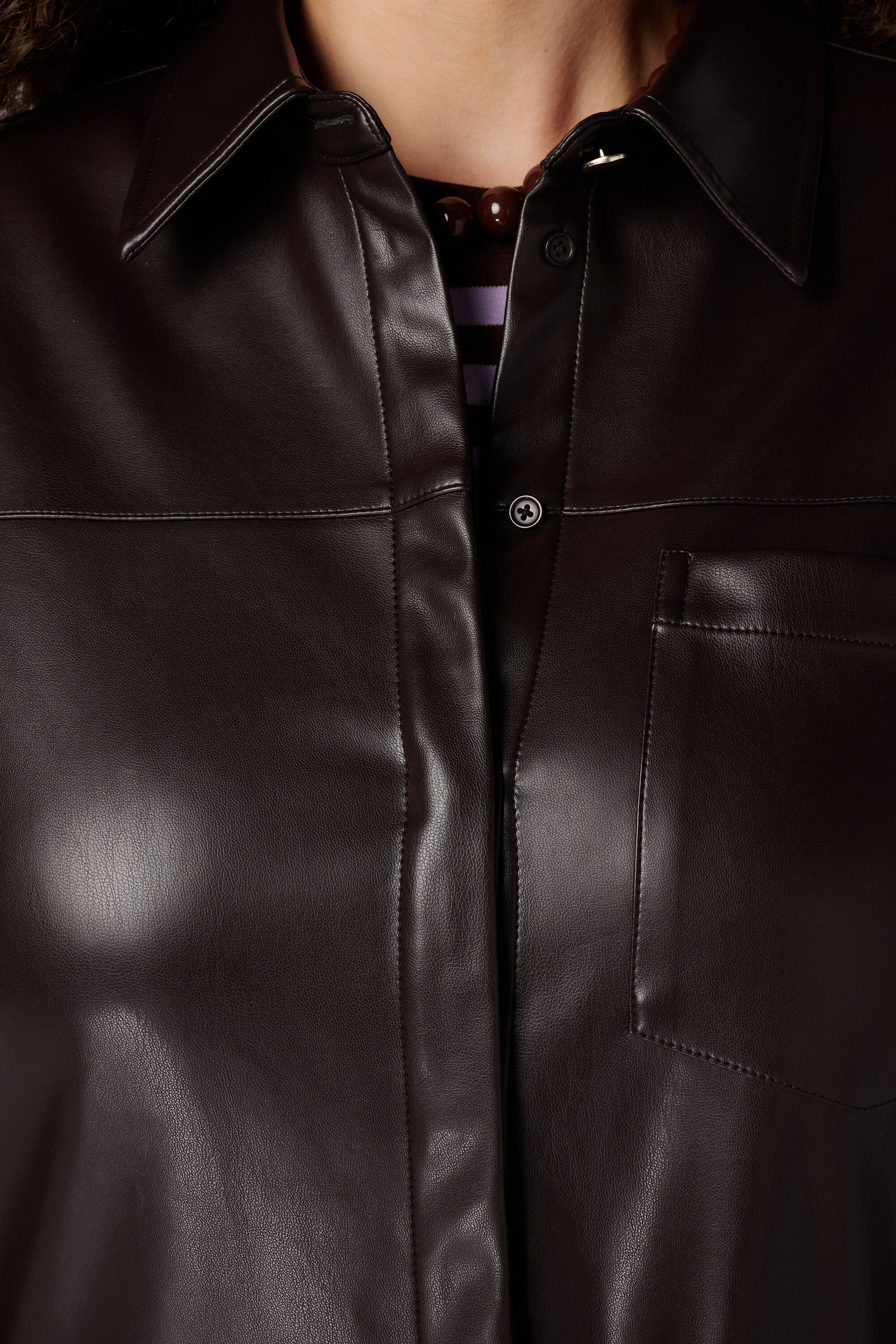 Bluse in Lederoptik image number 6