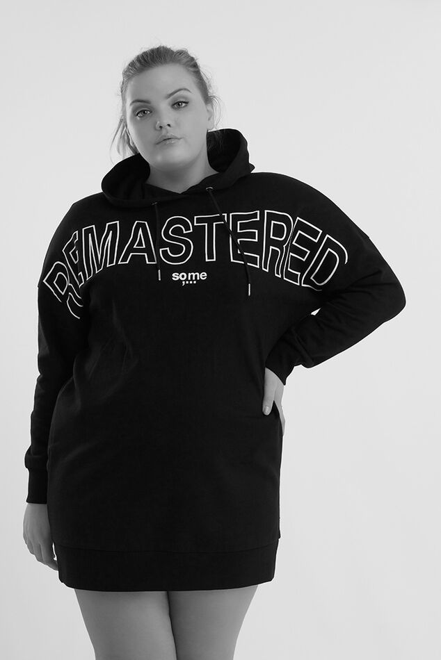 Sweater-Kleid mit Rubber-Print image number 3