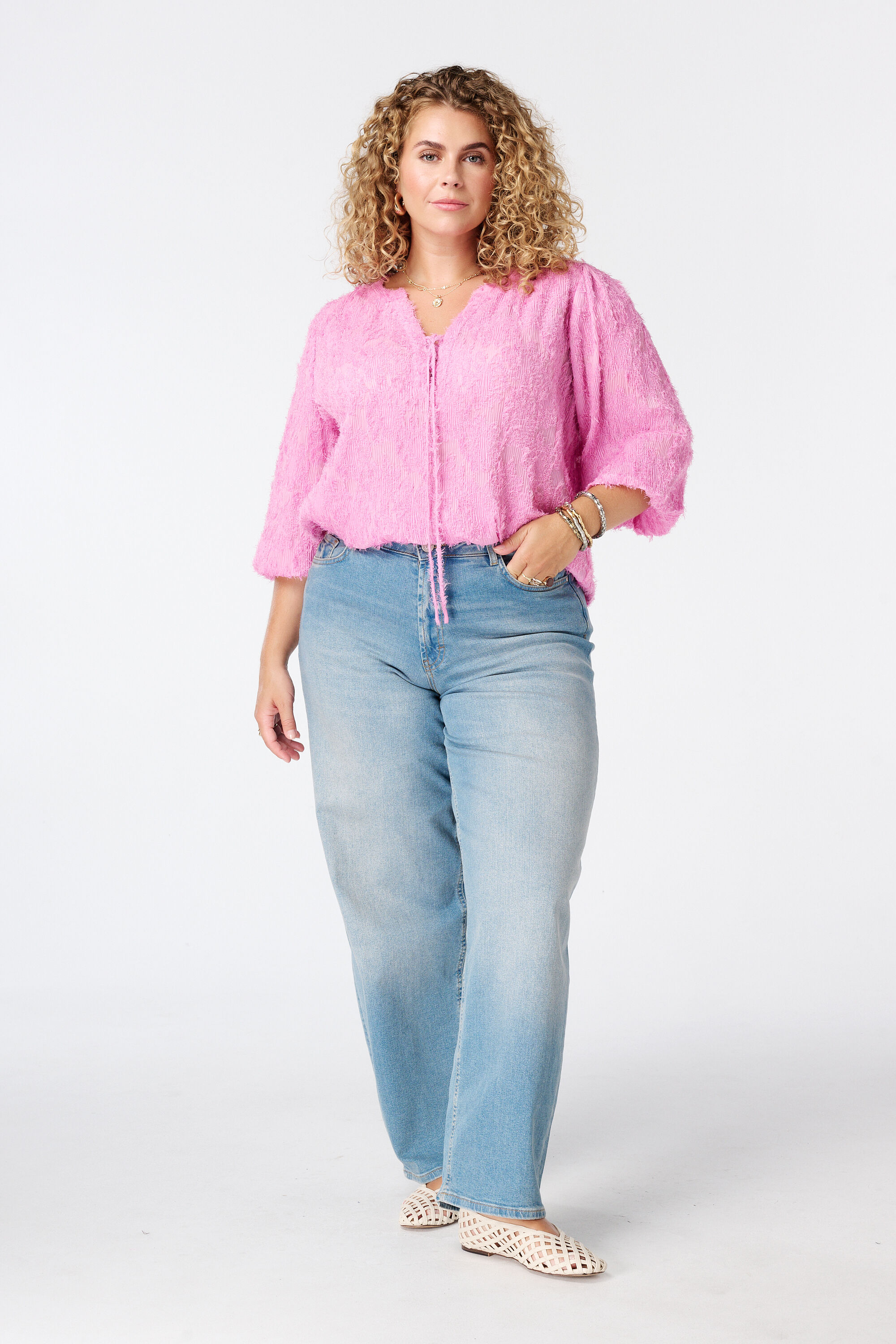 Flauschige Bluse mit V Ausschnitt image number 5