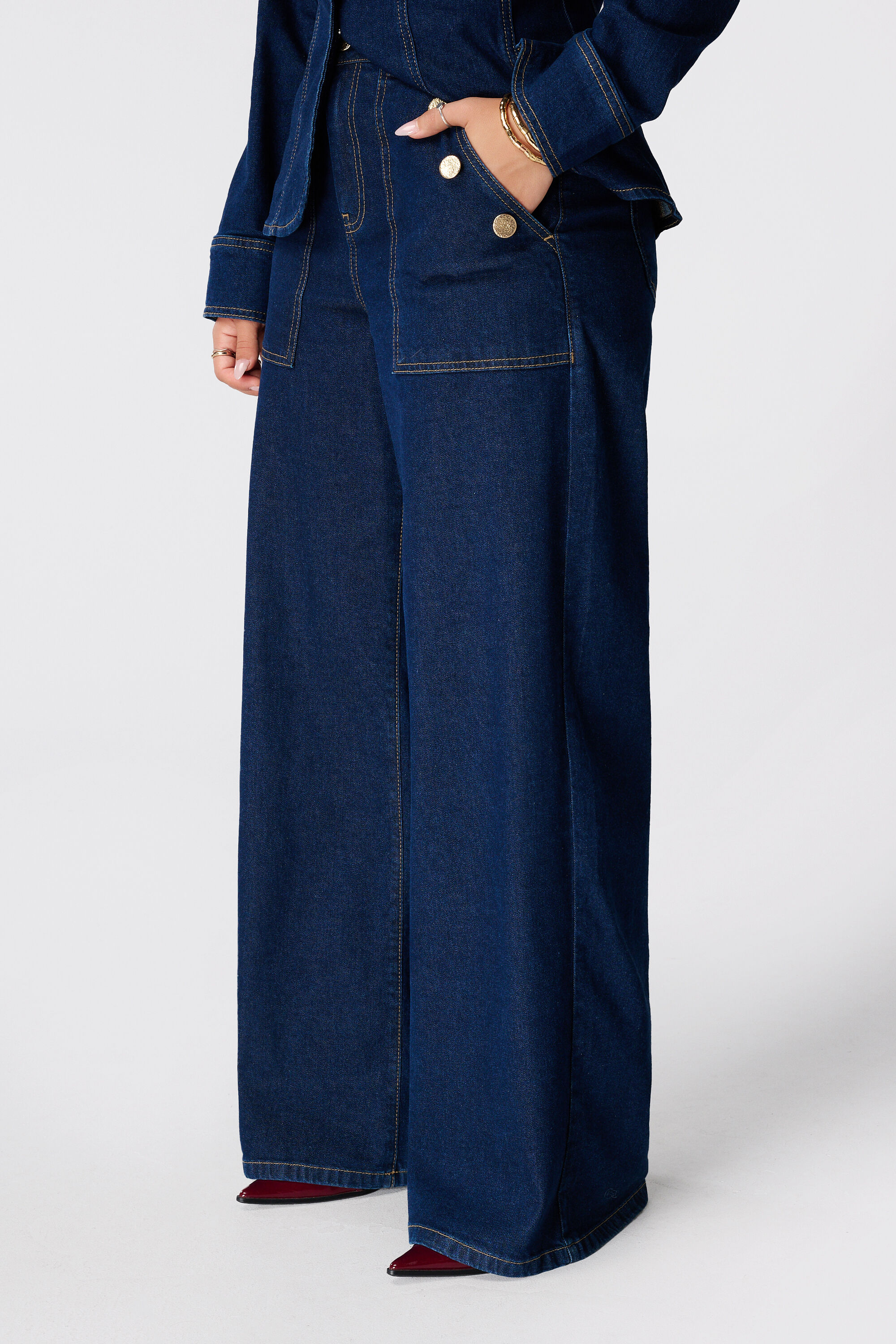 Wide Leg Jeans mit Zierkn&ouml;pfen image number 5