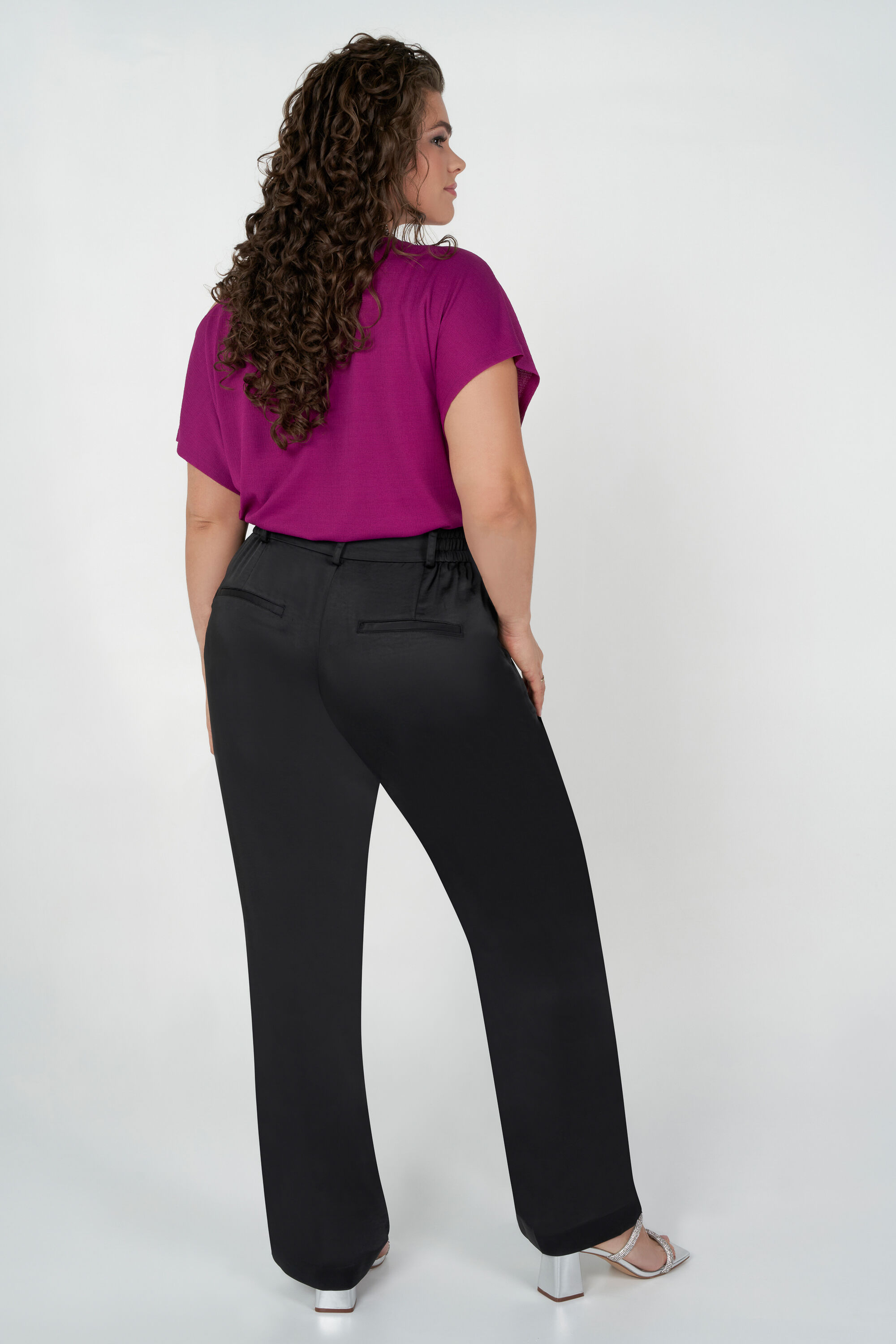 Satinhose image number 3