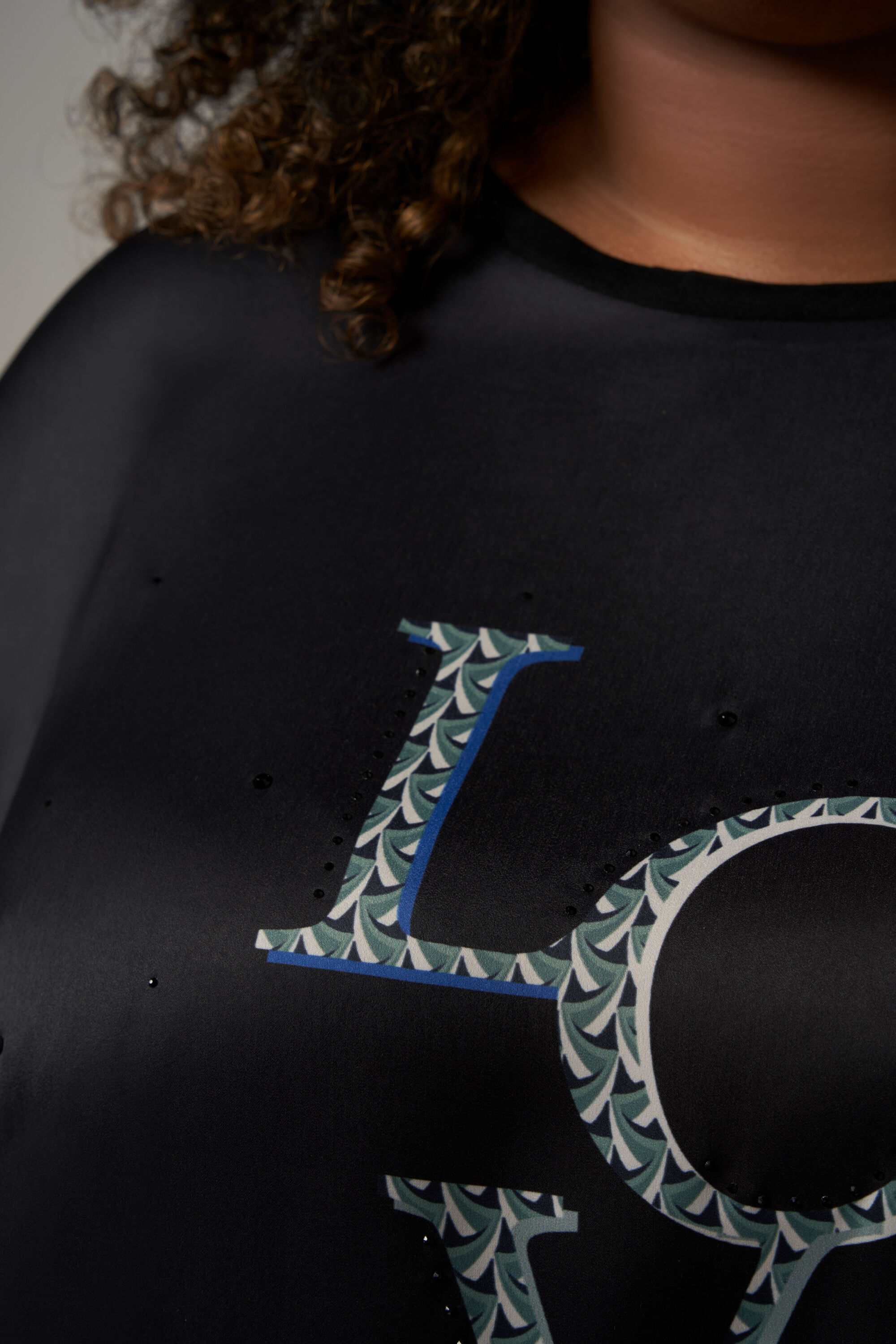 T-Shirt mit &bdquo;LOVE&ldquo;-Aufdruck image number 4