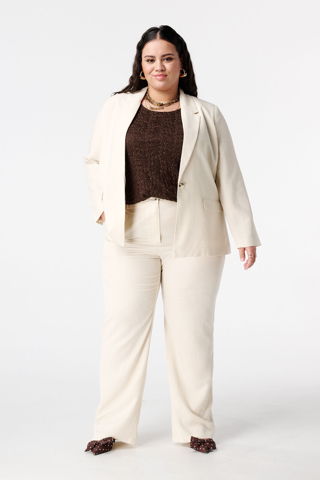 Spitzentop mit Strasssteinen image number 5