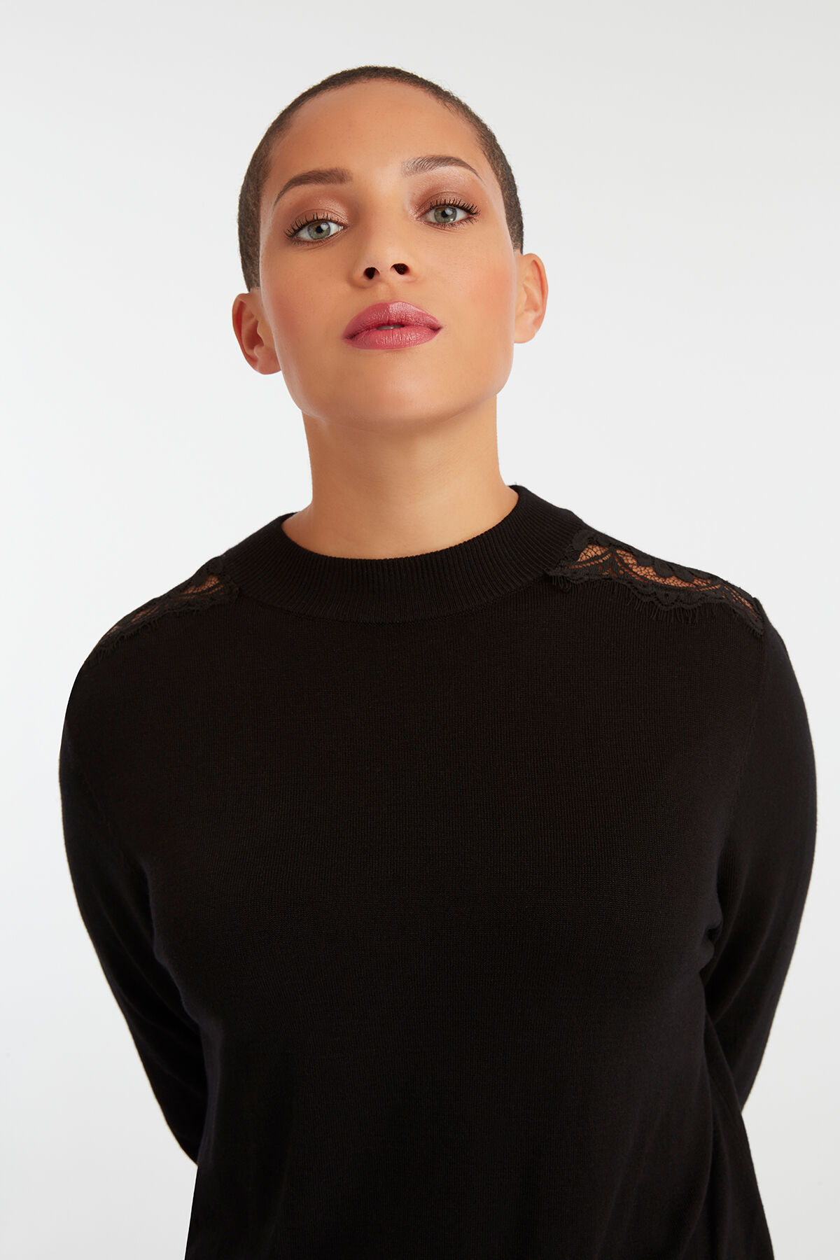 Strick-Kleid mit Spitze image number 3