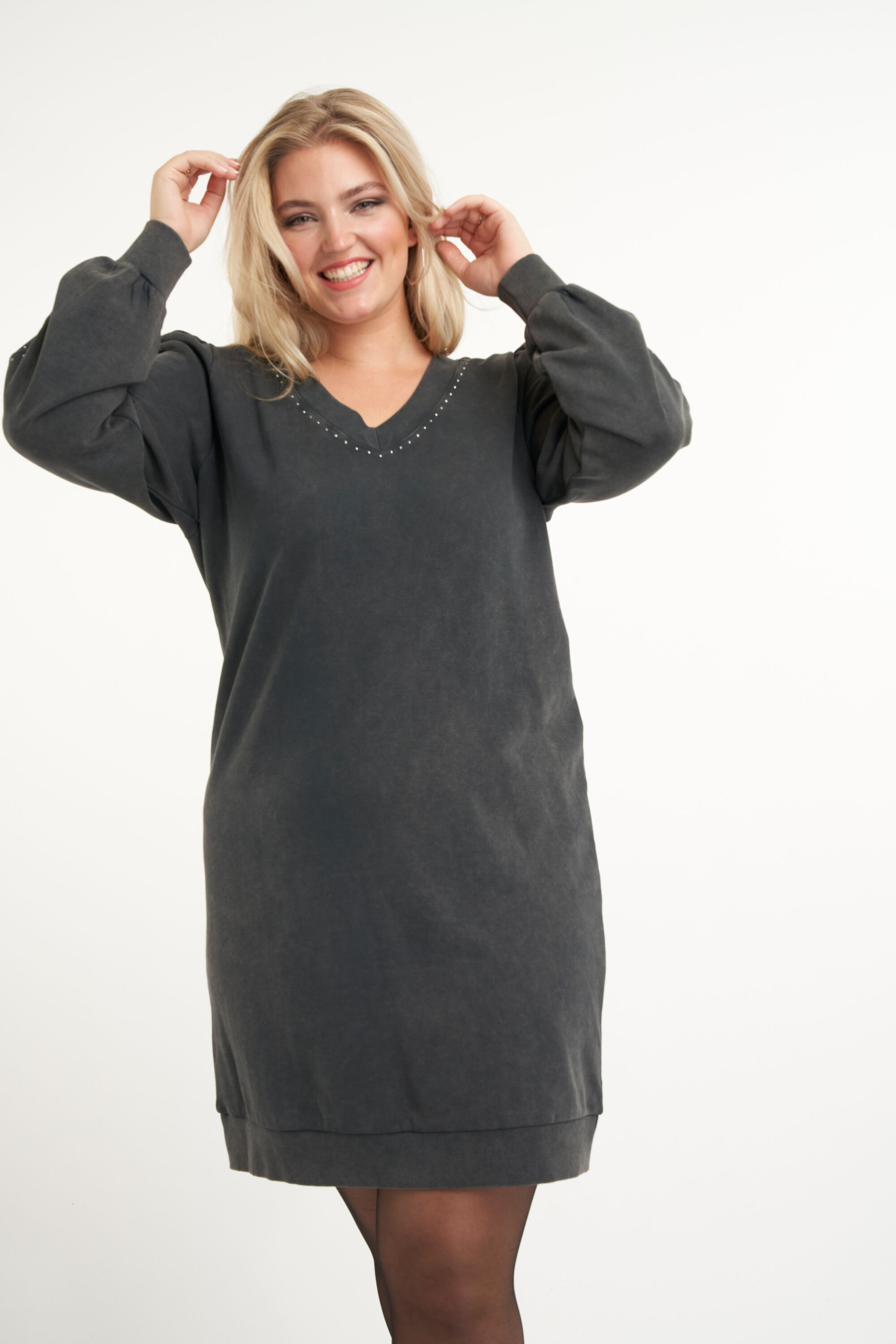 Sweatshirt-Kleid  image number 5