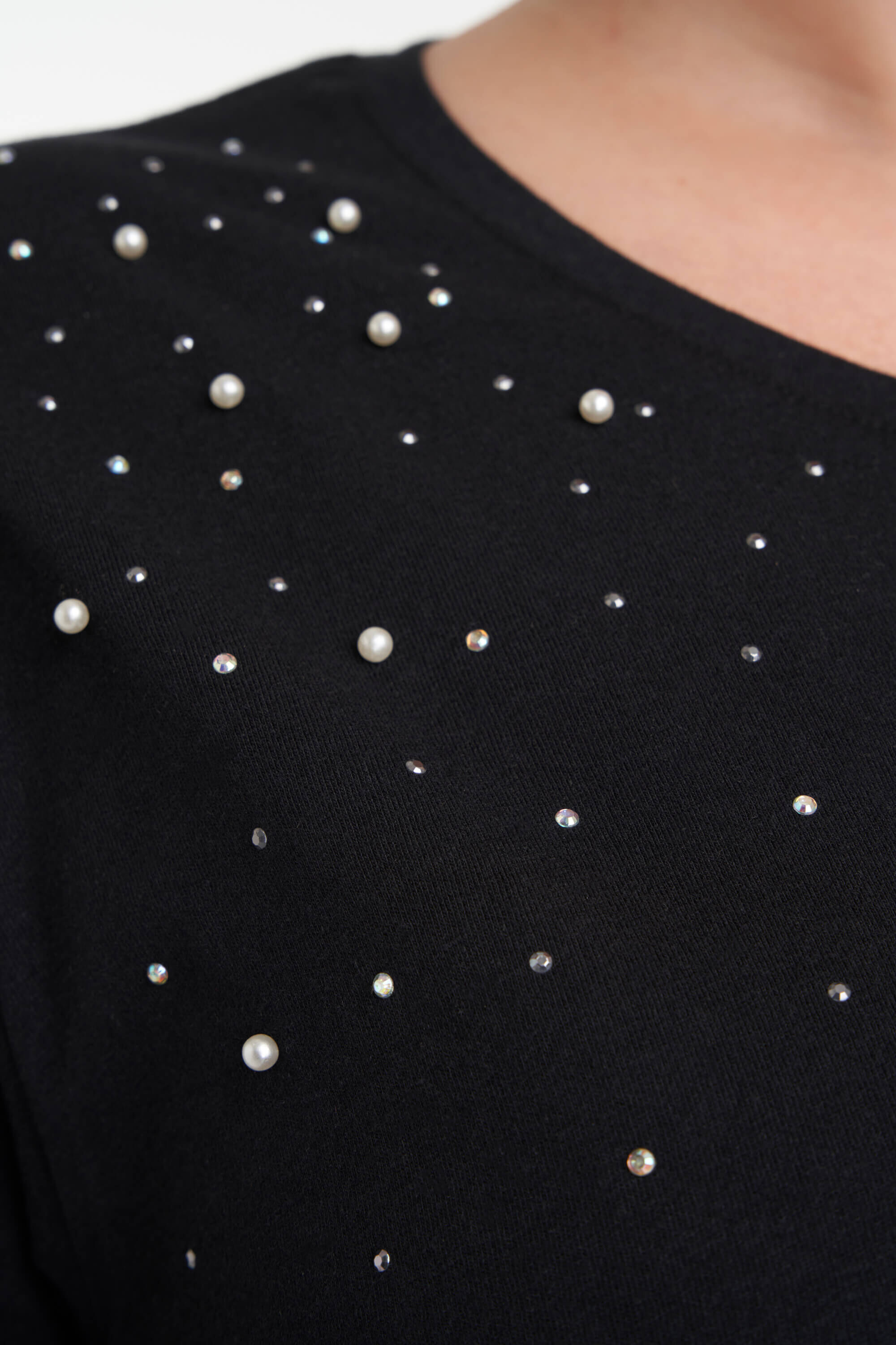 T-Shirt mit Strasssteinen  image number 4