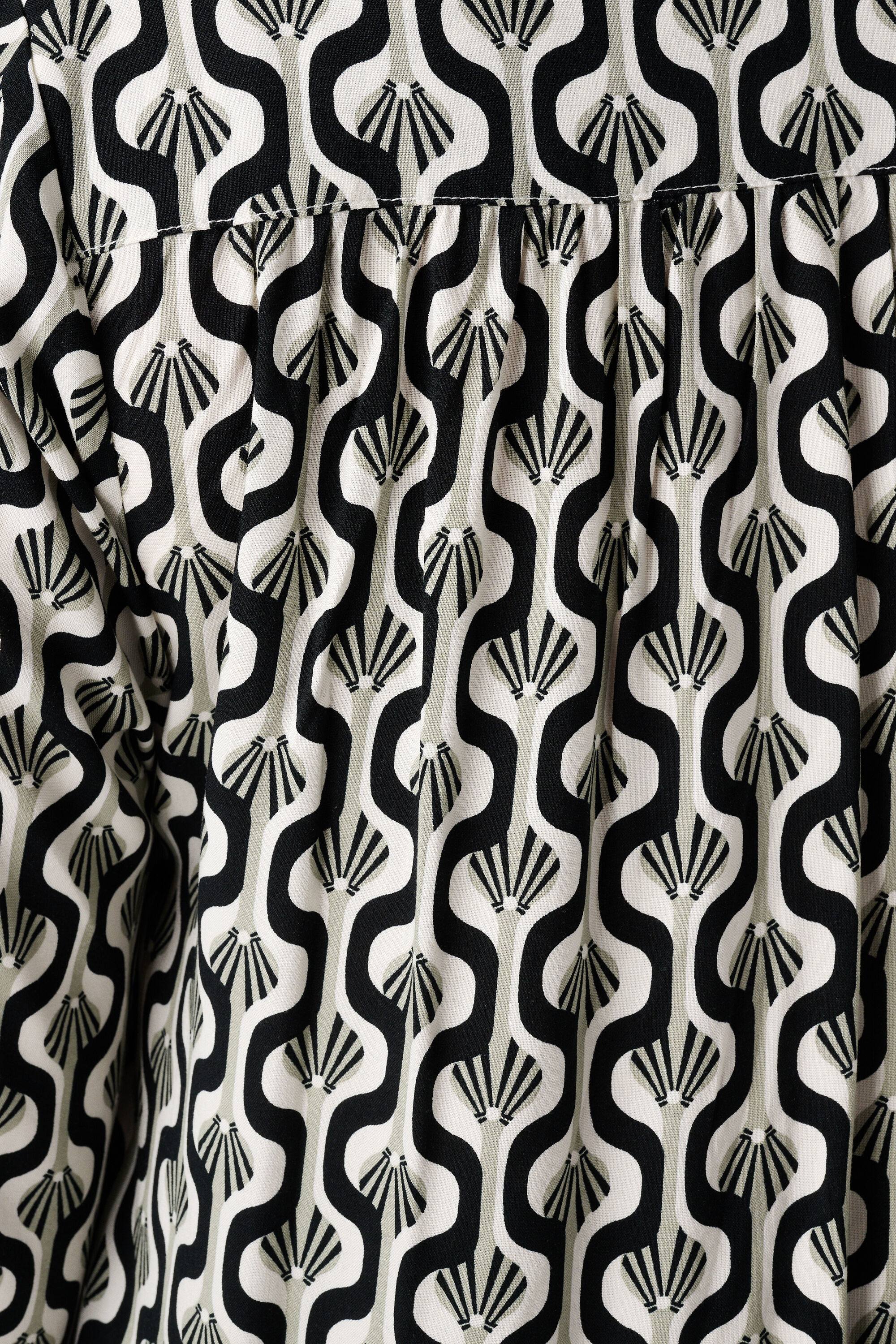 Oversized-Bluse mit Print image number 6