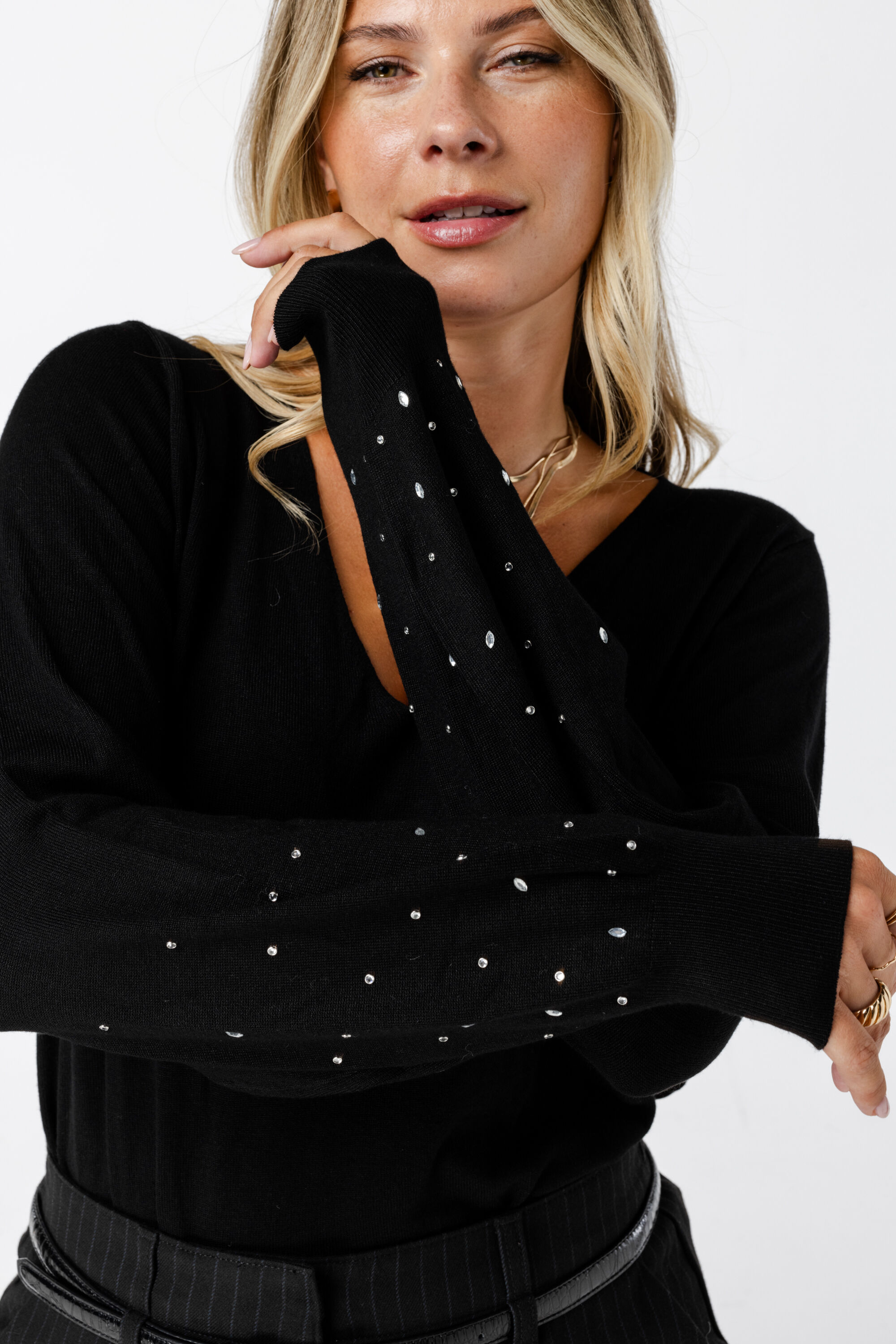 Feinstrickpullover mit Glitzer-Detail image number 4