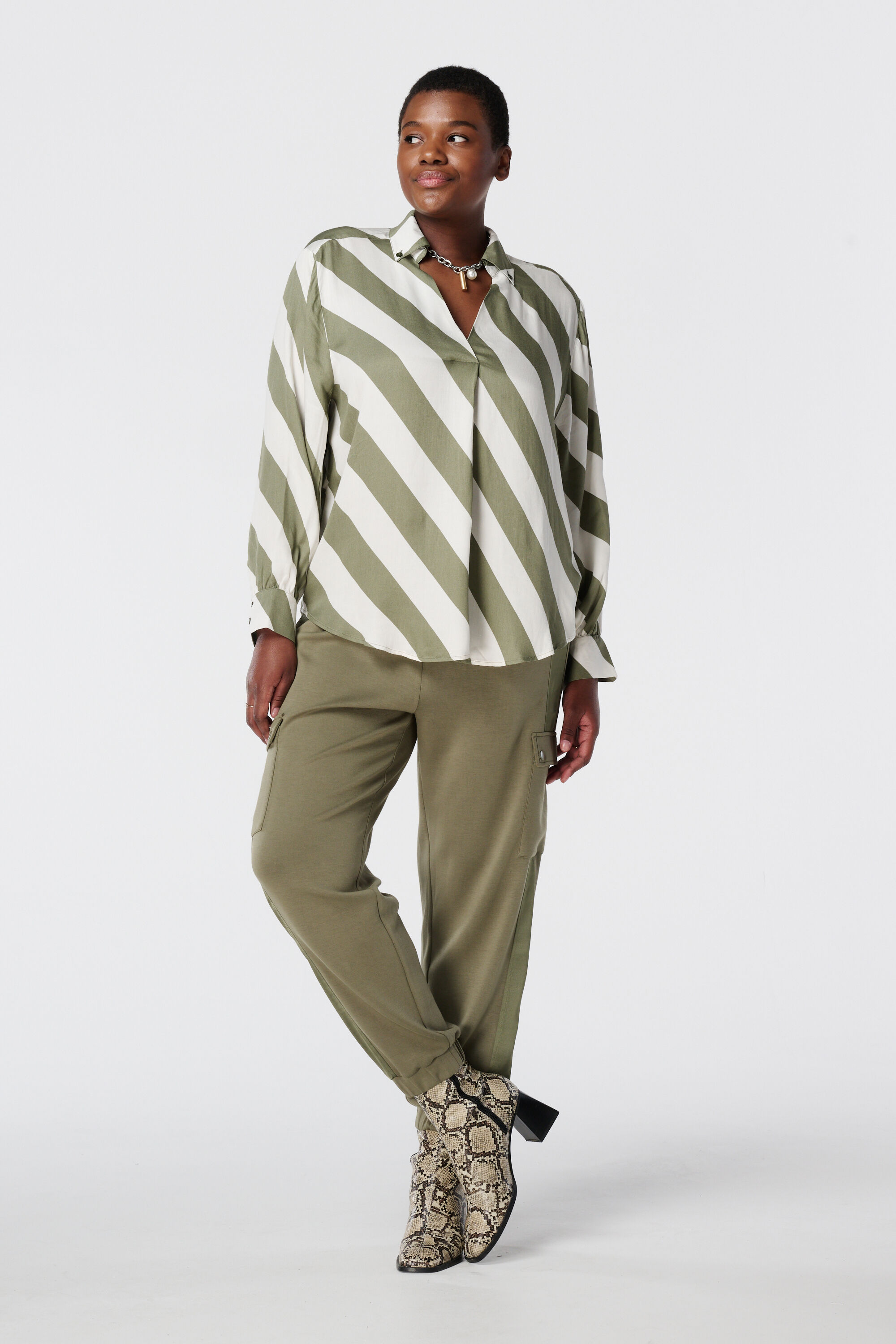 Bluse mit Print image number 5