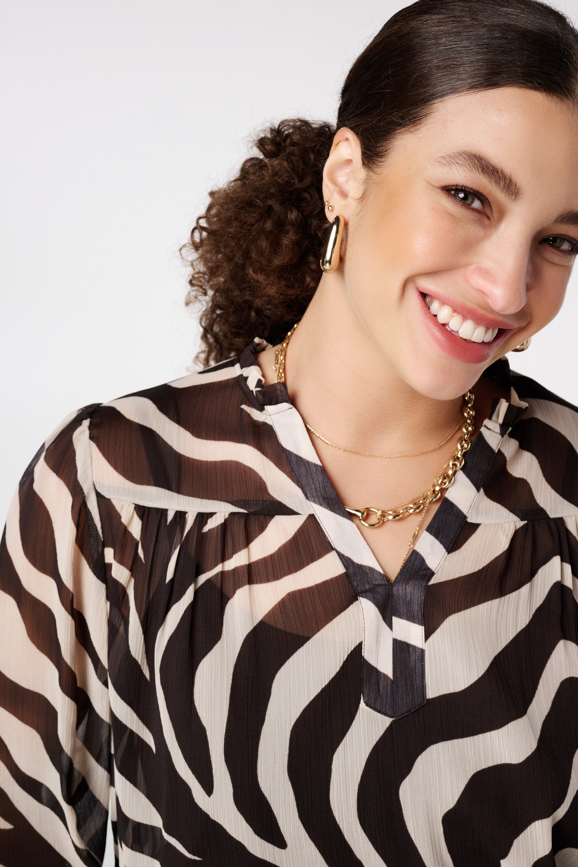 Bluse mit Animal-Print image number 4