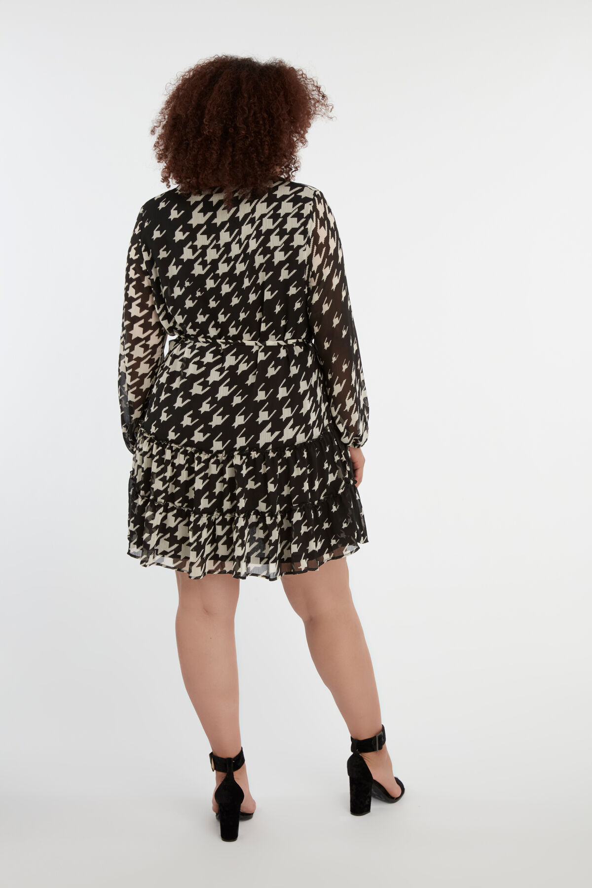 Kleid mit Hahnenritt-Print image number 3