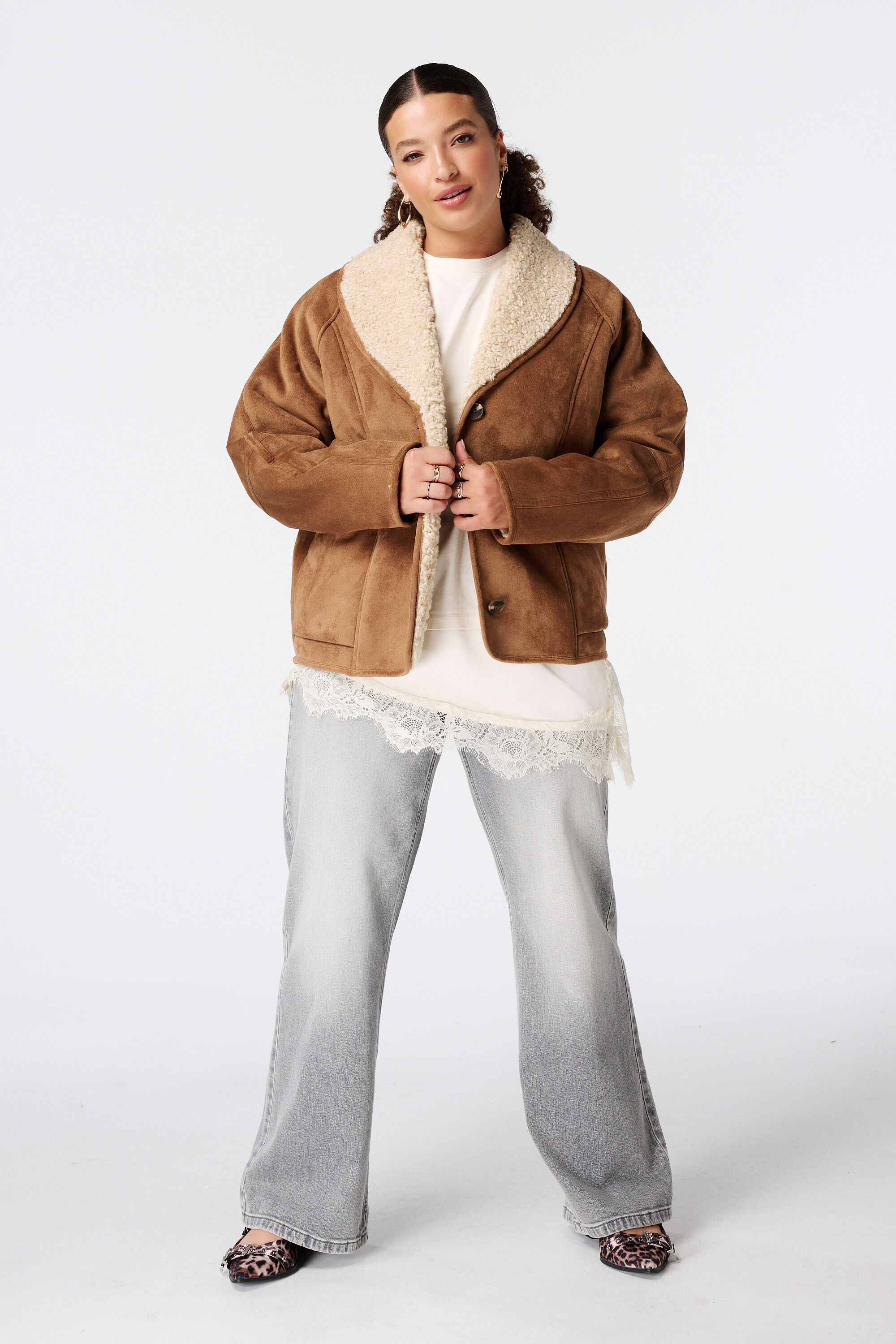 Jacke in Velourslederoptik mit Teddykragen image number 5