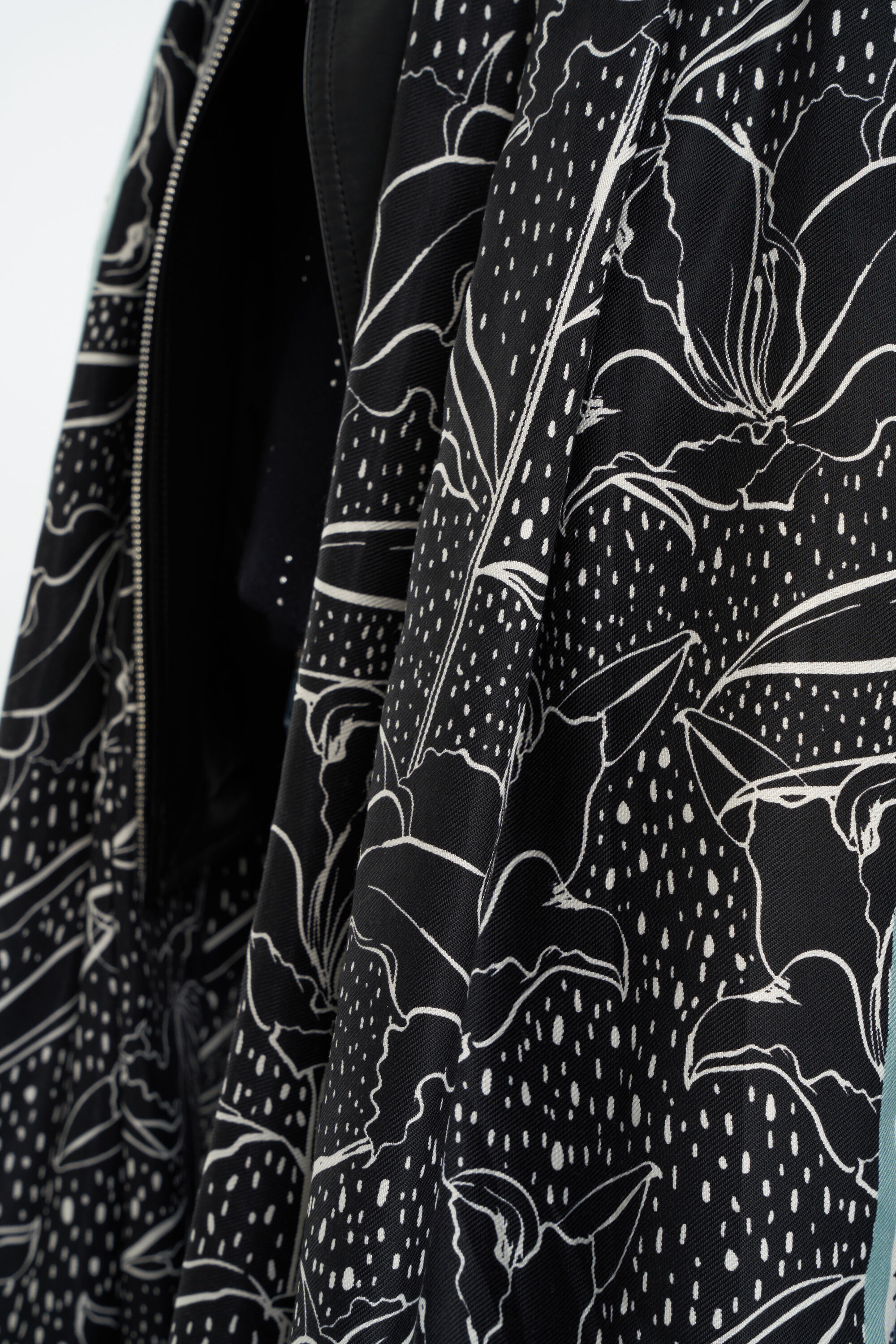 Schal mit Blumen-Print  image number 2