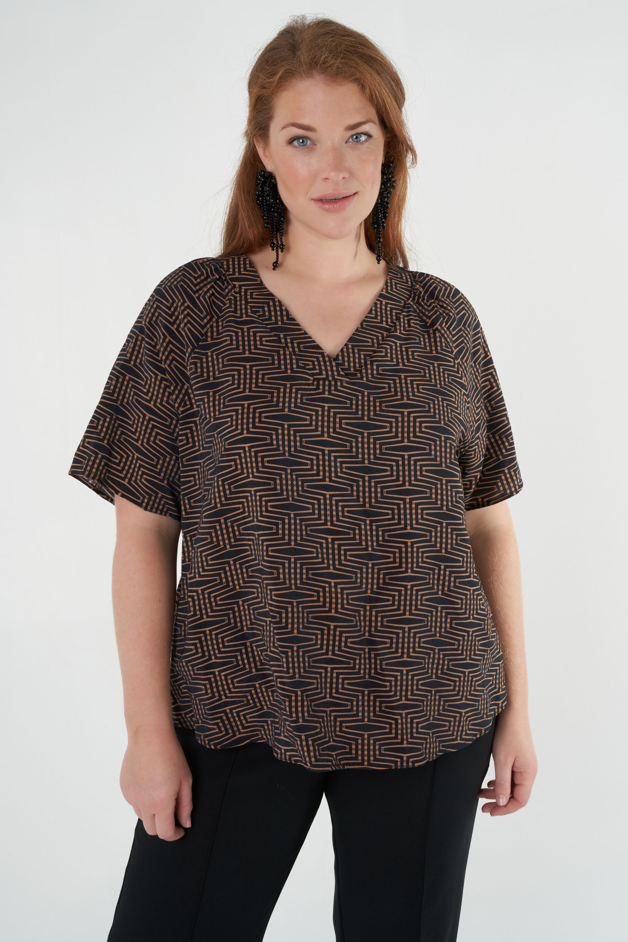 Bluse mit V-Ausschnitt, kurzen &Auml;rmeln und Print image number 6