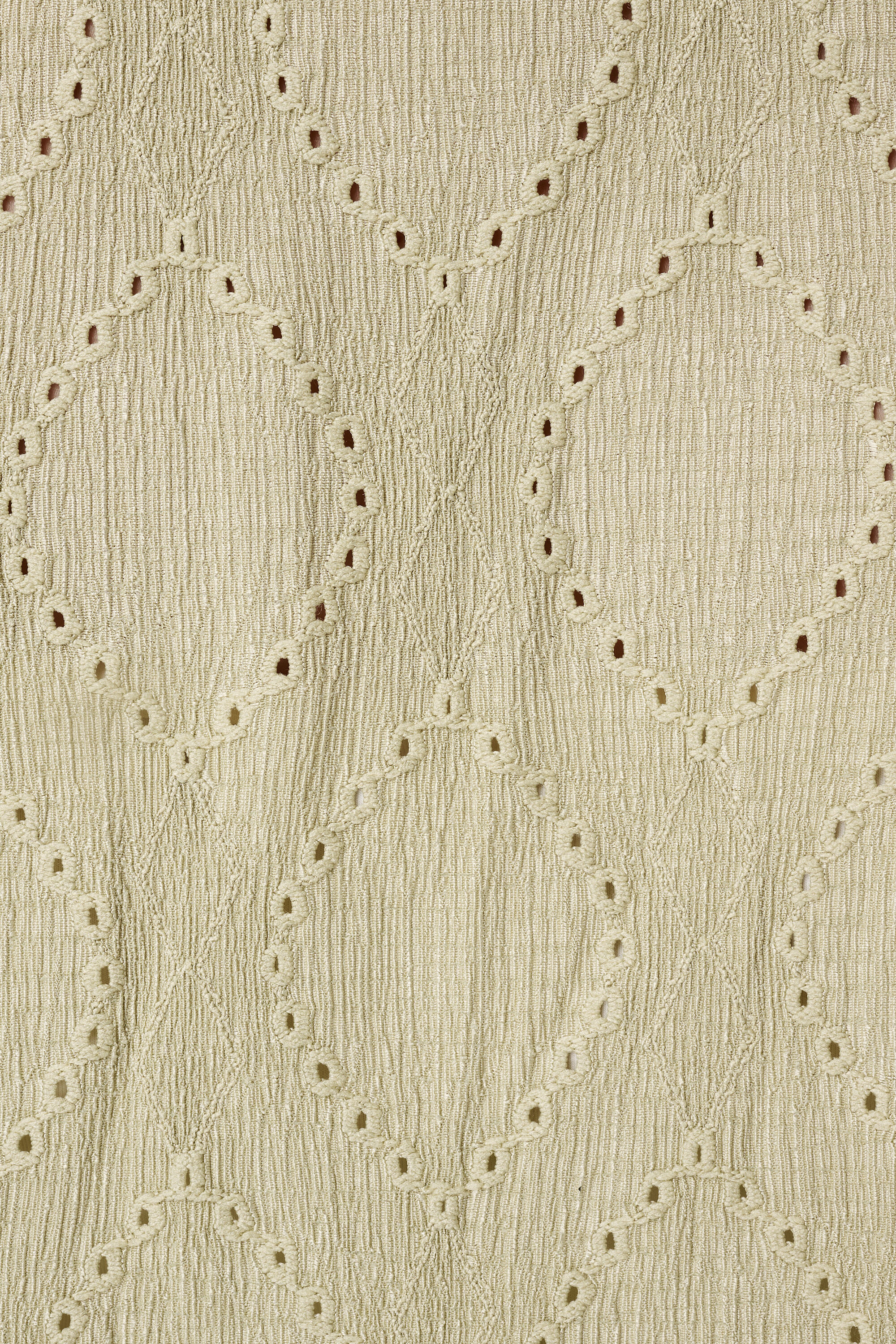 Top mit Broderie-Look image number 6