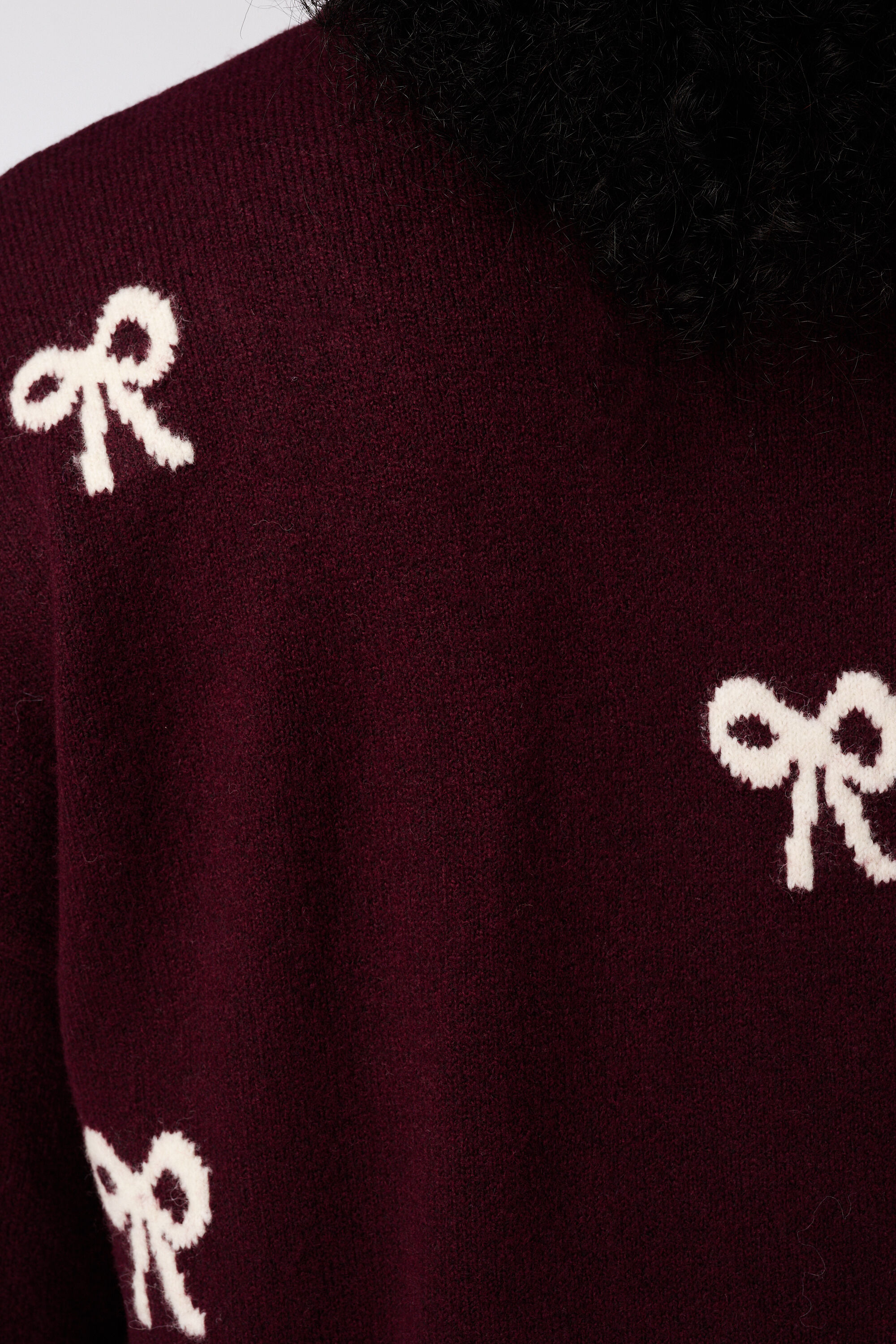 Pullover mit Schleifenmuster image number 6