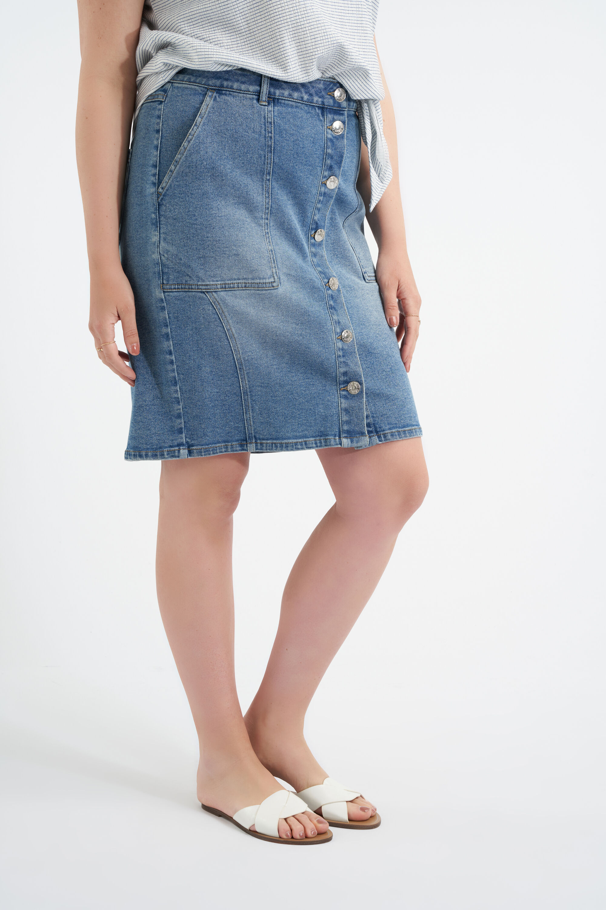 Jeans-Rock mit Kn&ouml;pfen image number 4