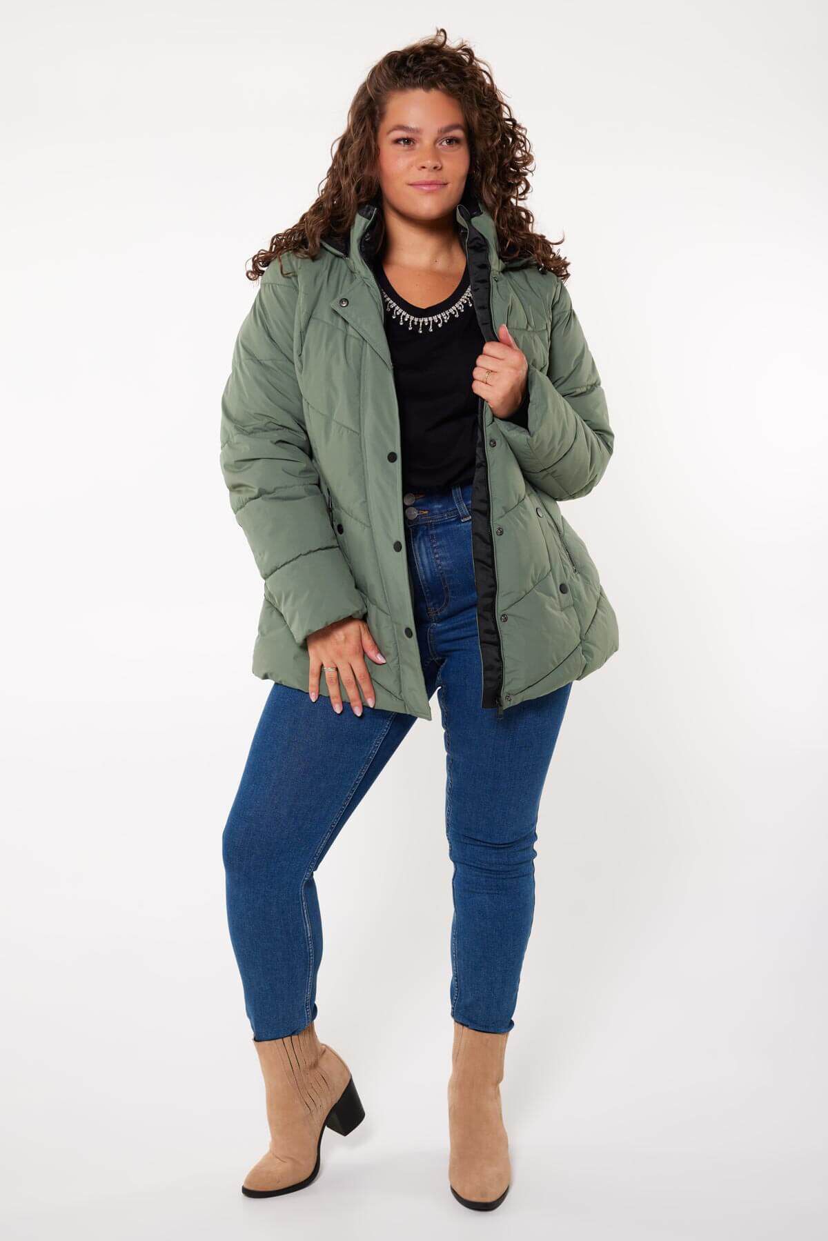 Steppjacke mit Kapuze  image number 6